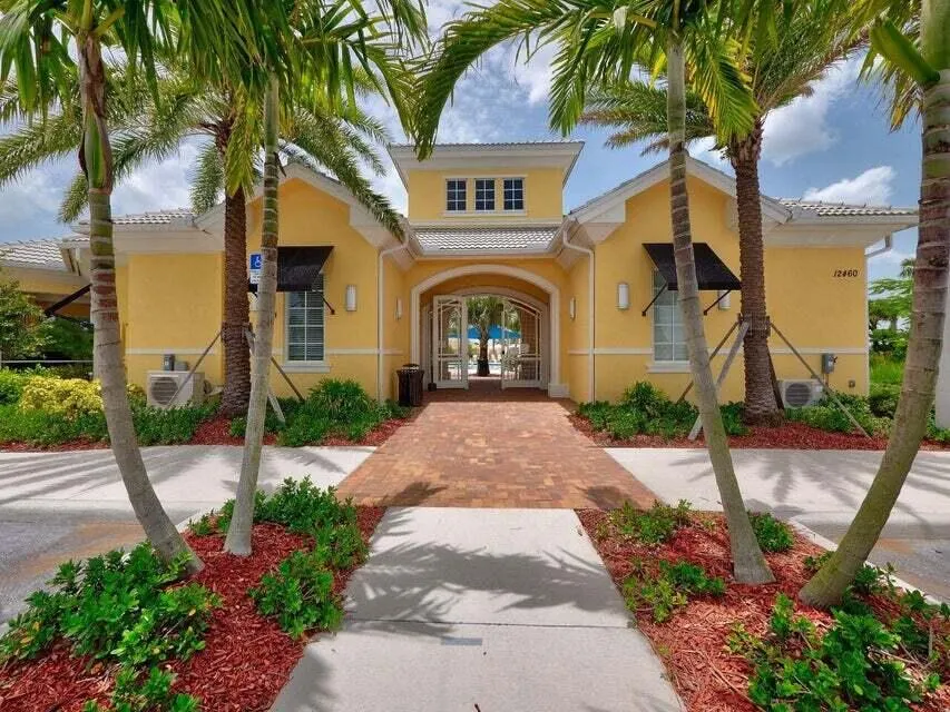 12759 SW Lake Fern Circle