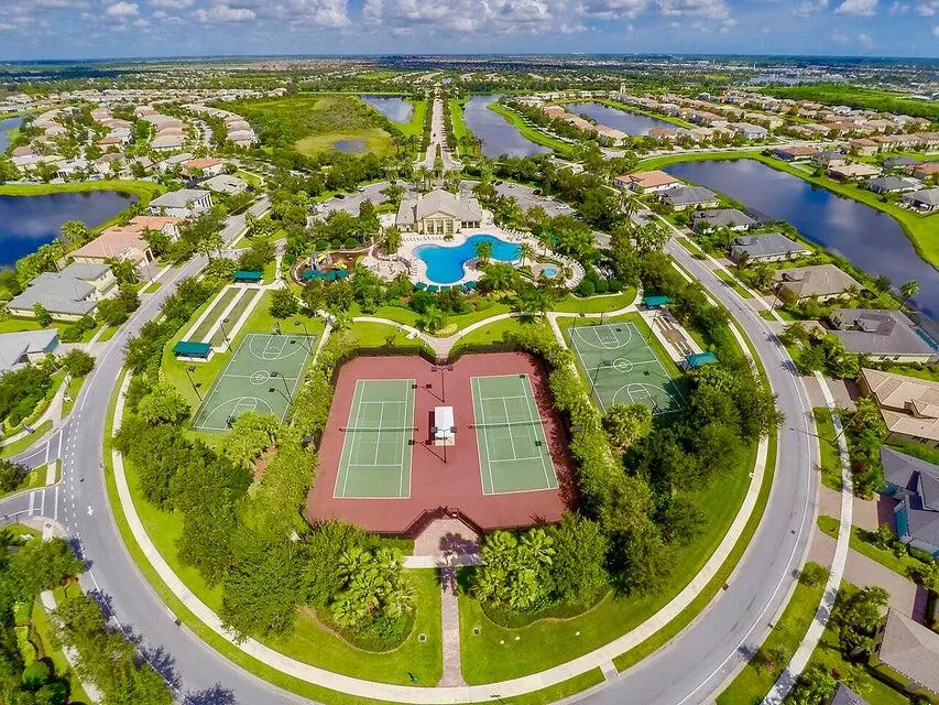 12759 SW Lake Fern Circle