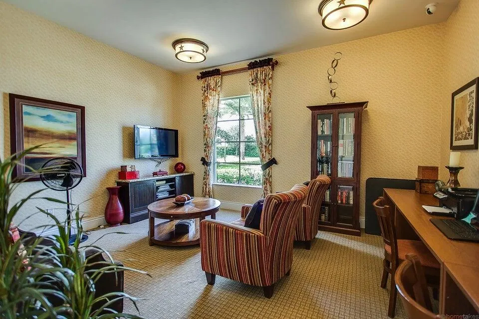 12759 SW Lake Fern Circle