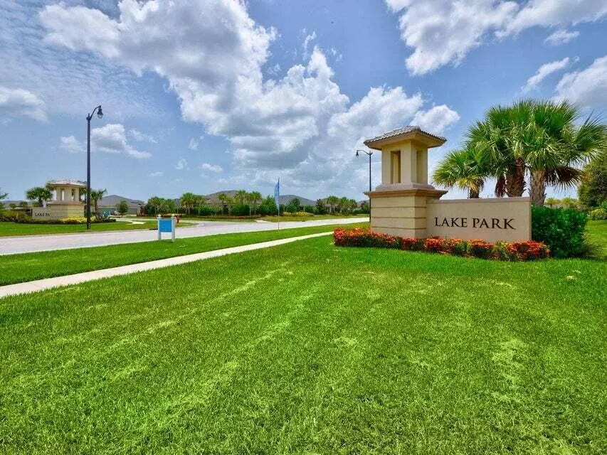 12759 SW Lake Fern Circle