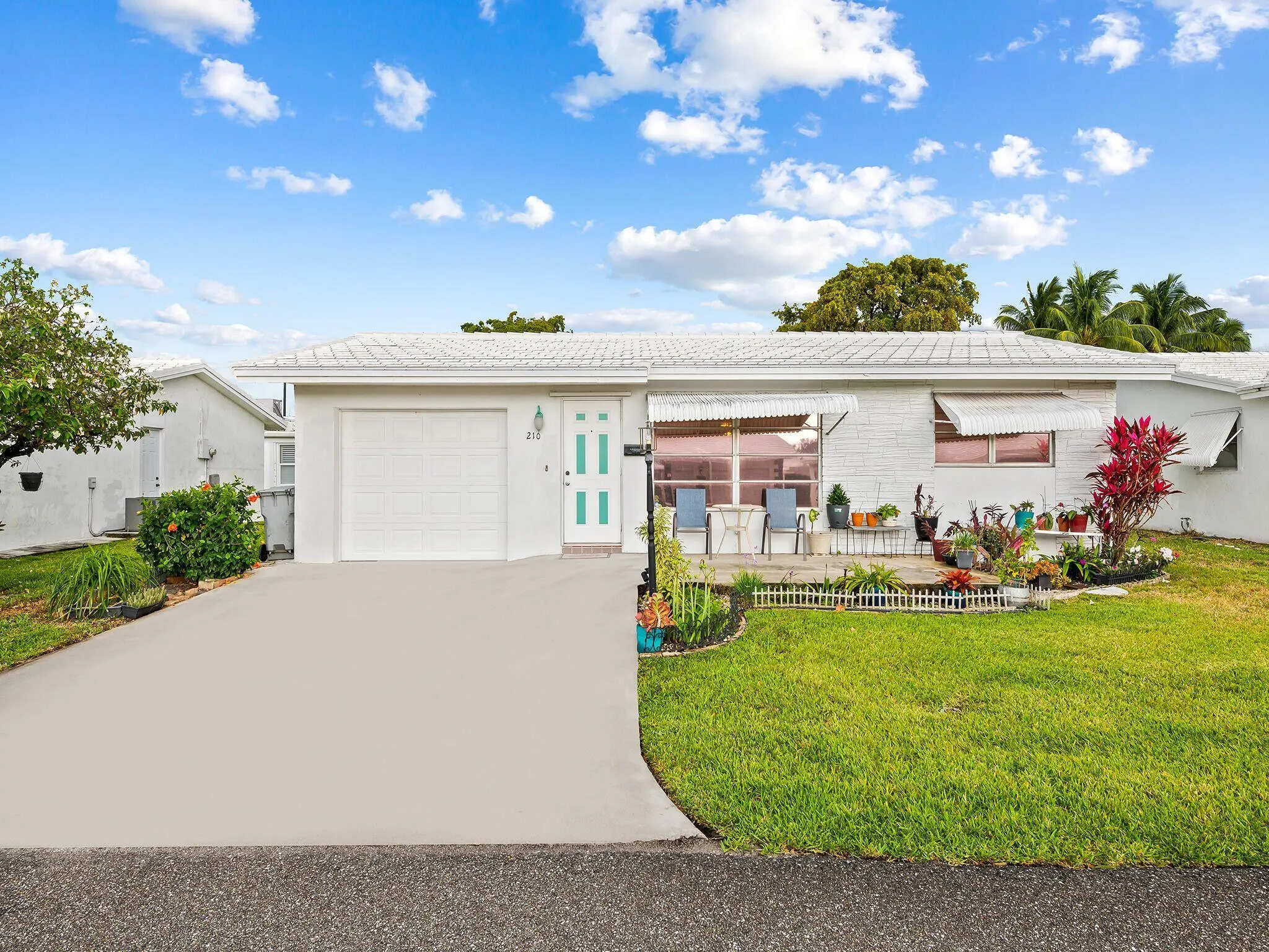 210 NW 25th Court