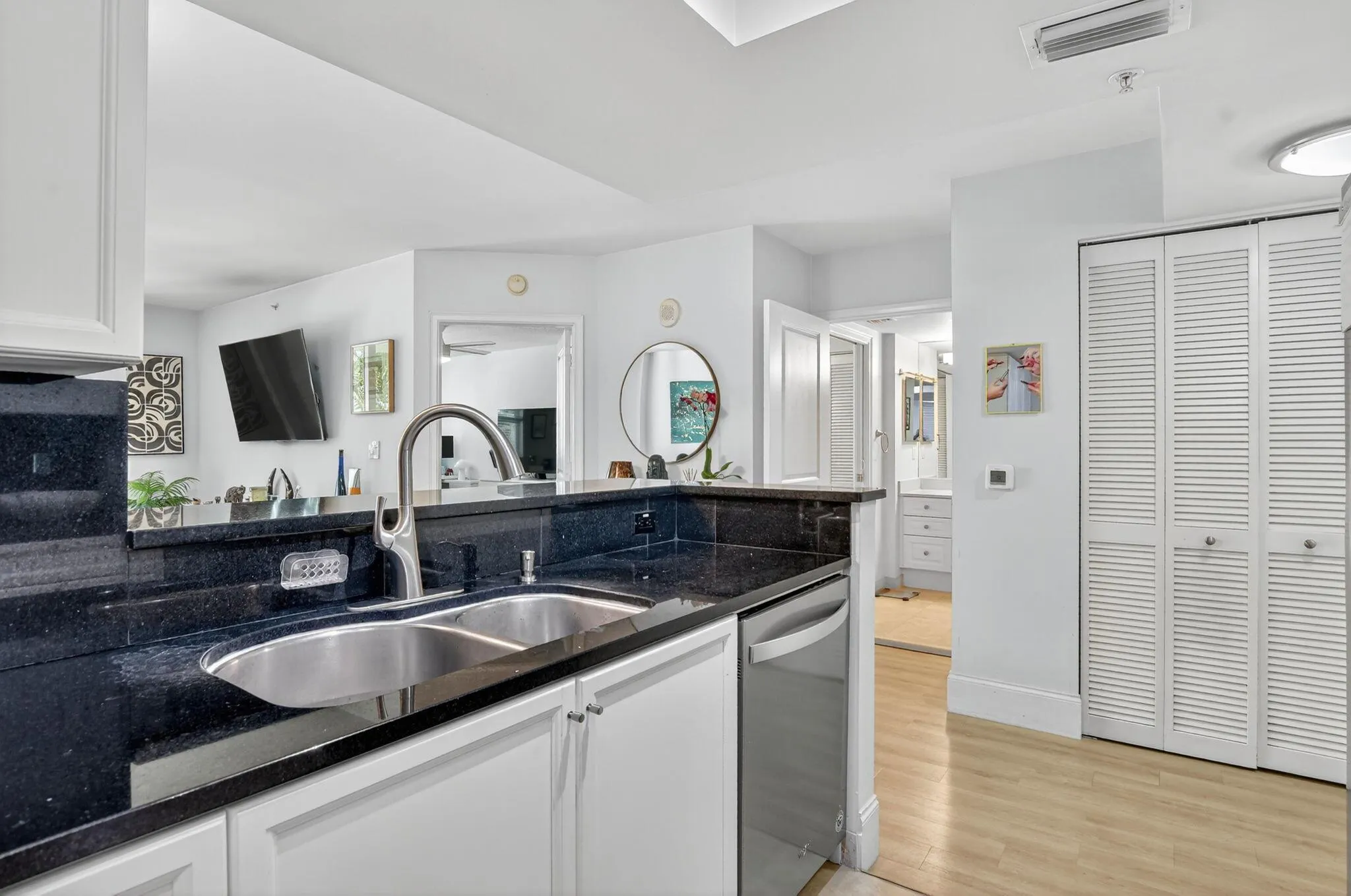 99 SE Mizner Boulevard, #712