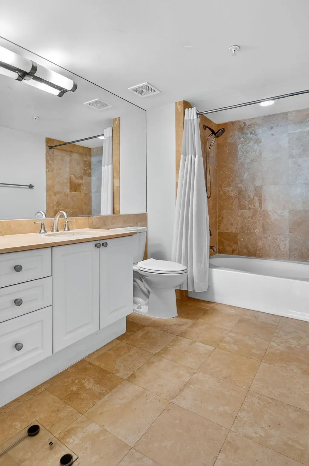 99 SE Mizner Boulevard, #712