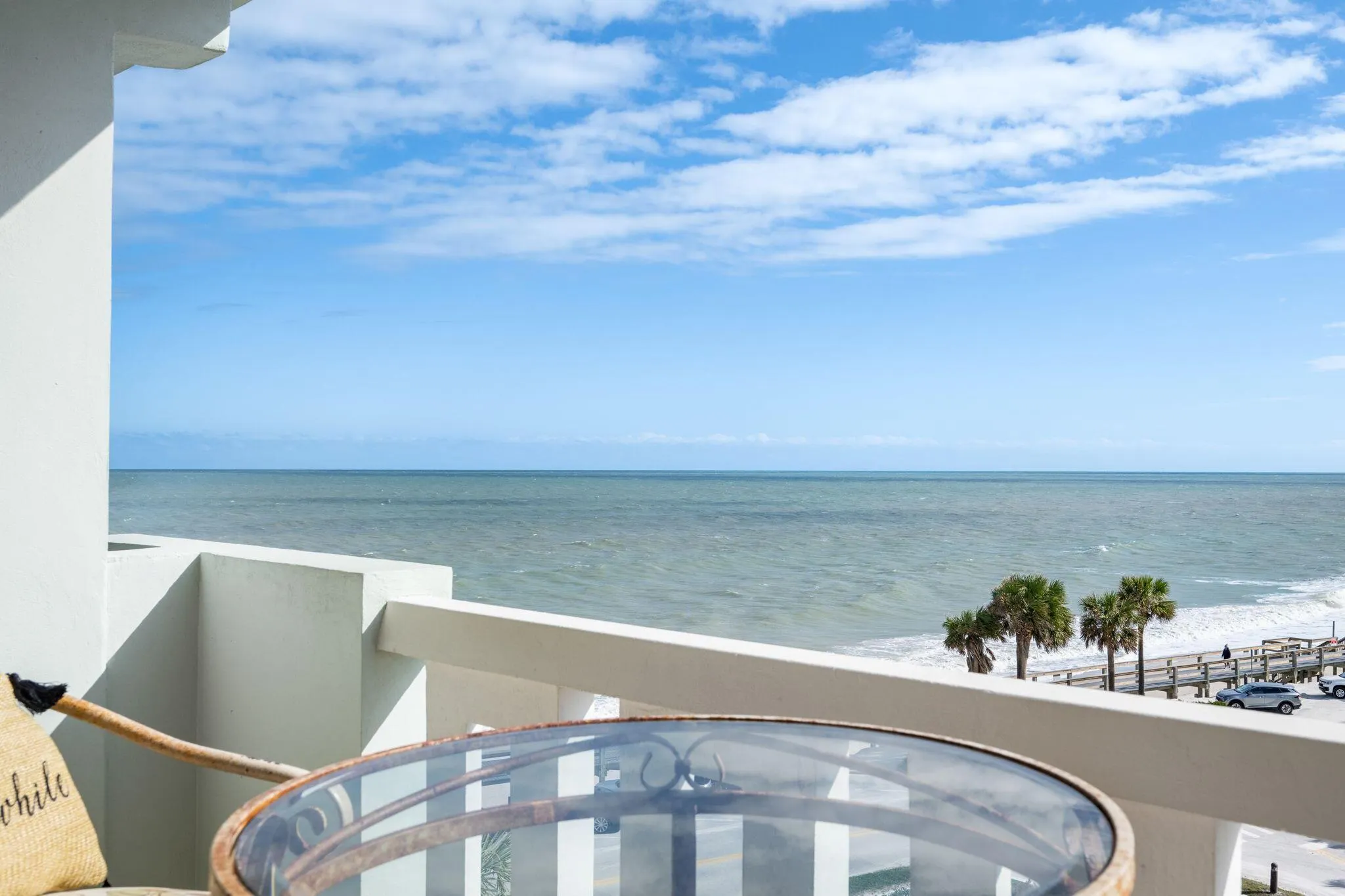 4049 Ocean Drive, #505