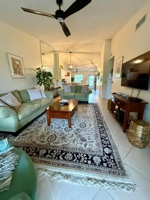 1002 Keystone Drive, #G
