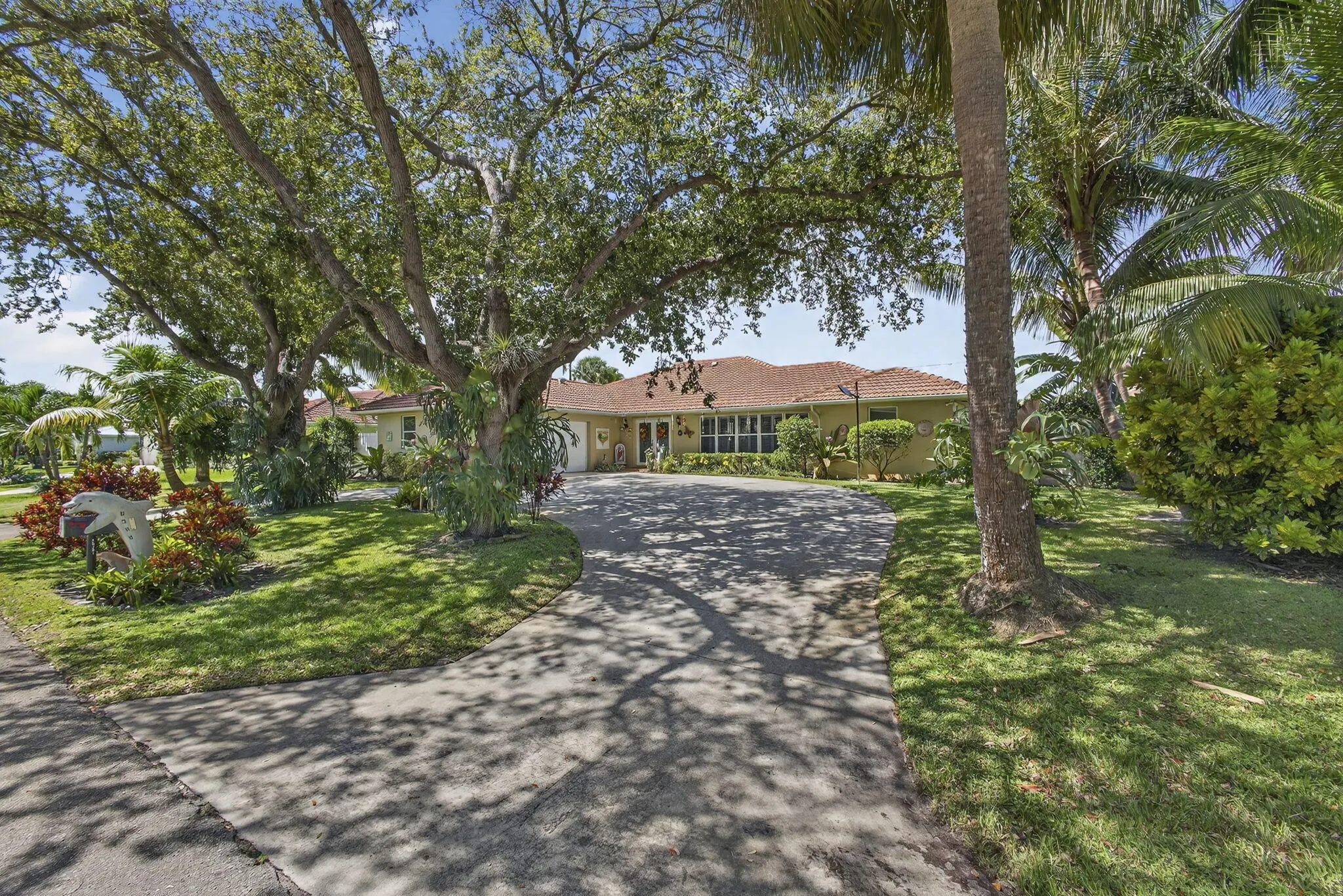 7625 Clarke Road