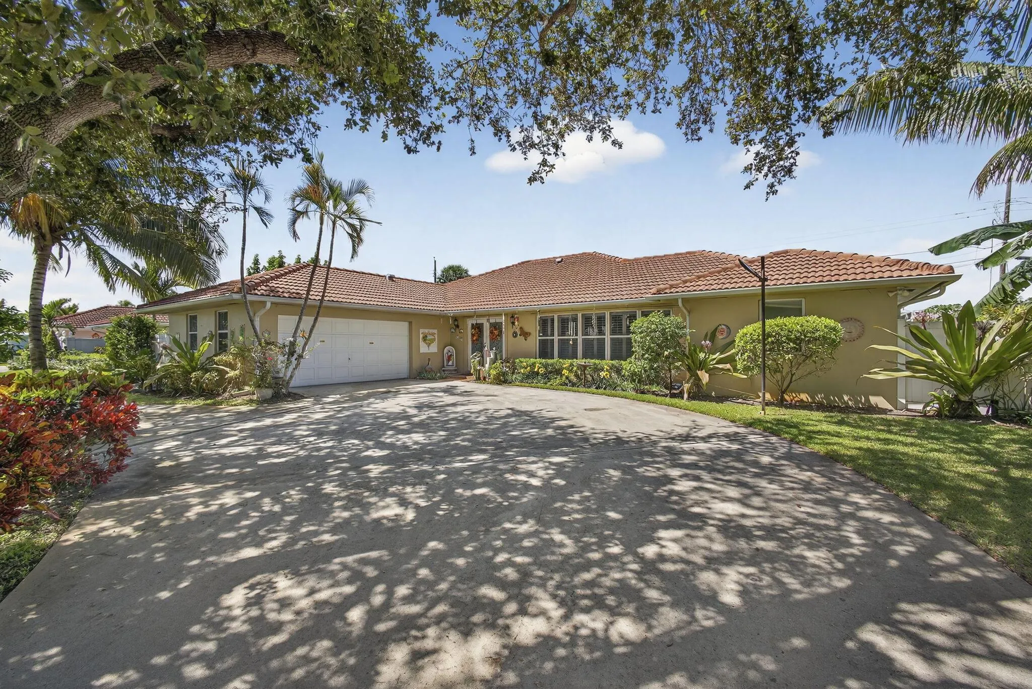 7625 Clarke Road