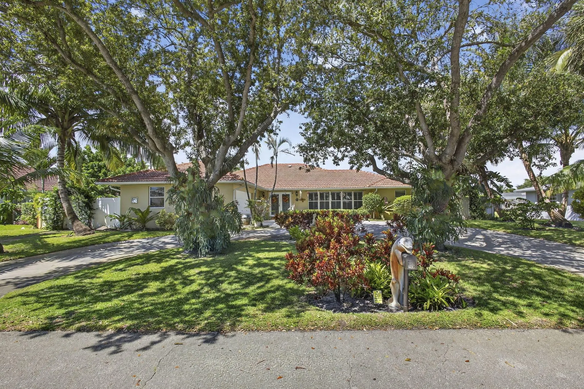 7625 Clarke Road