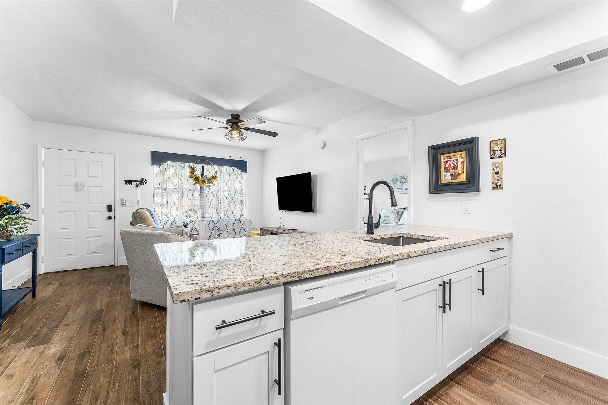 7091 Golf Colony Court, #104
