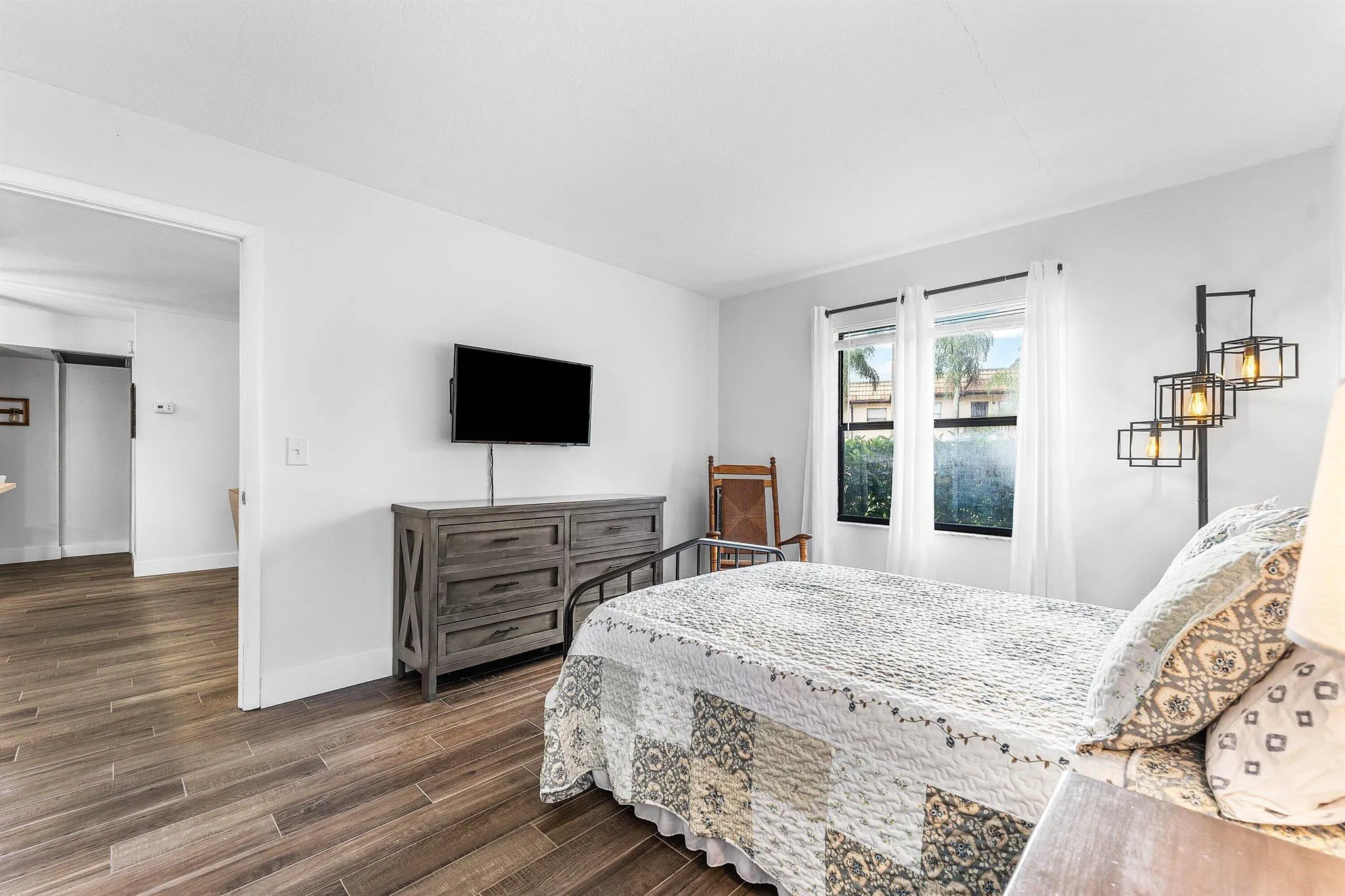 7091 Golf Colony Court, #104