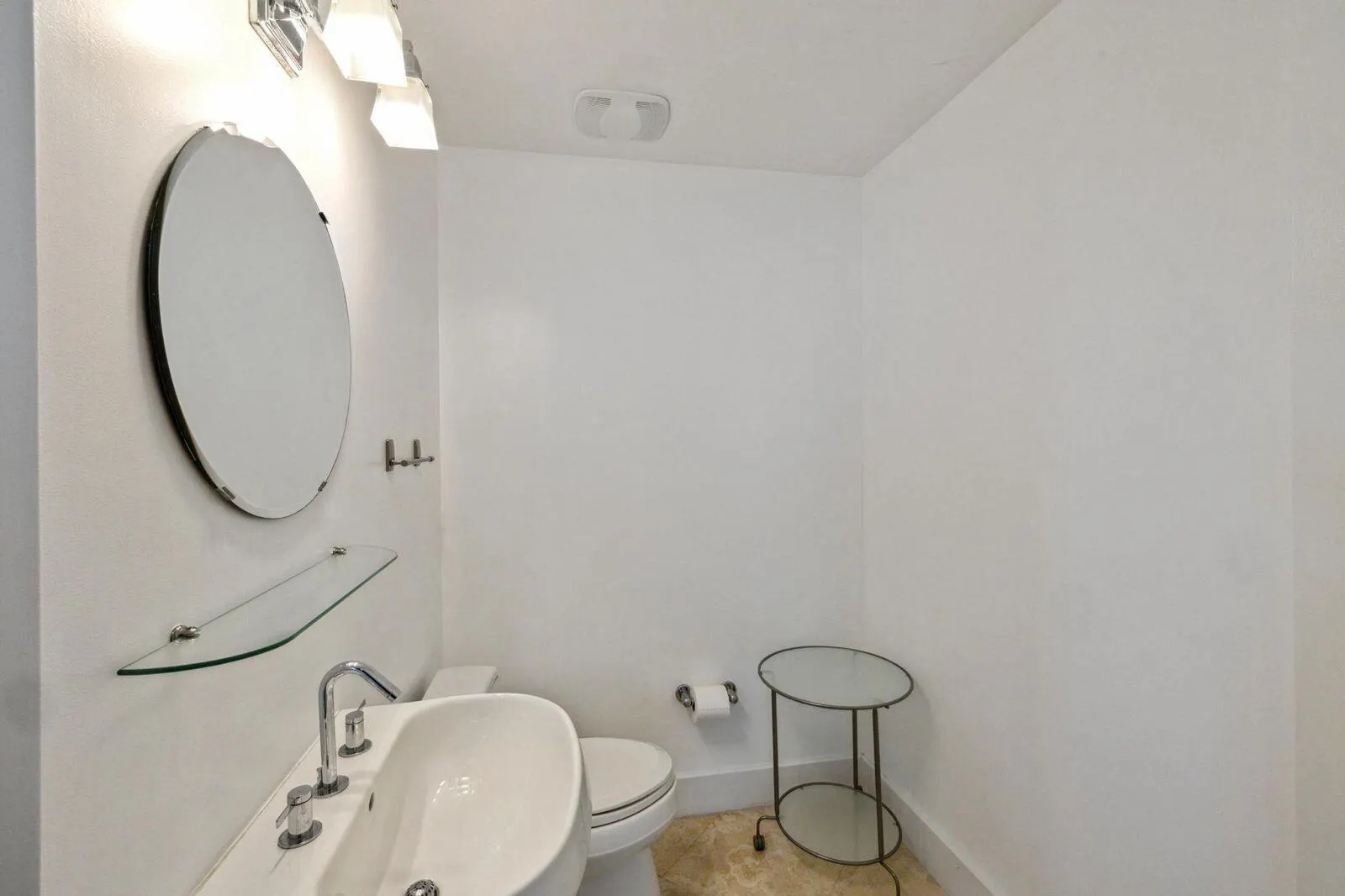 3131 NE 188th Street, #2-705