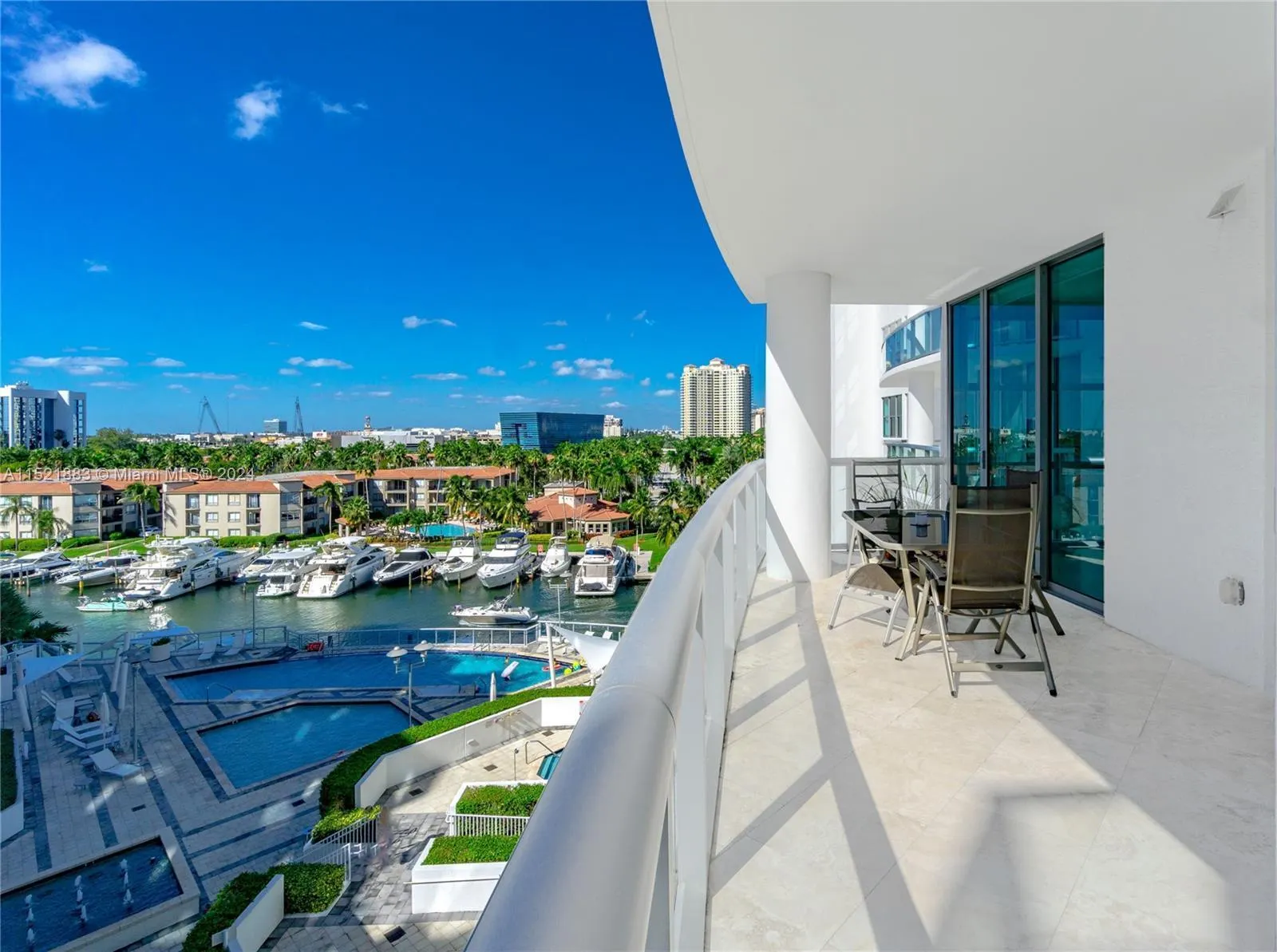 3131 NE 188th Street, #2-705
