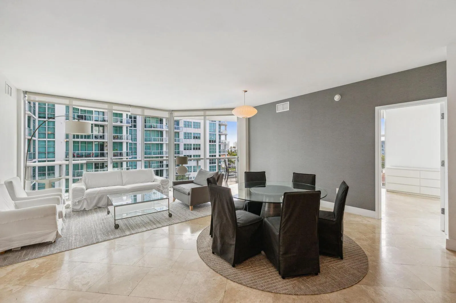 3131 NE 188th Street, #2-705