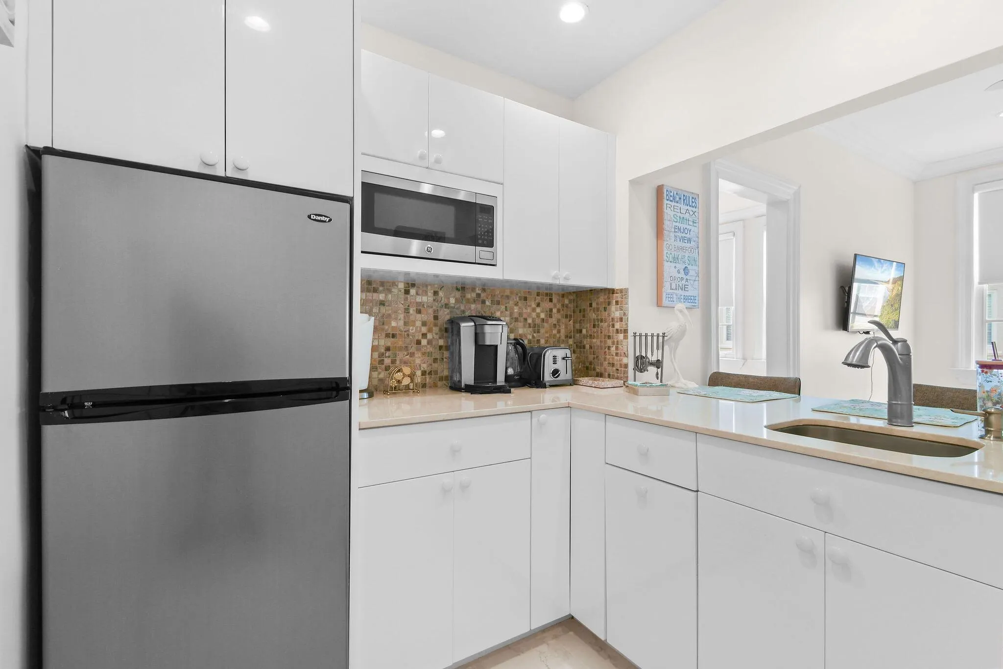 235 Sunrinse Avenue, #3247