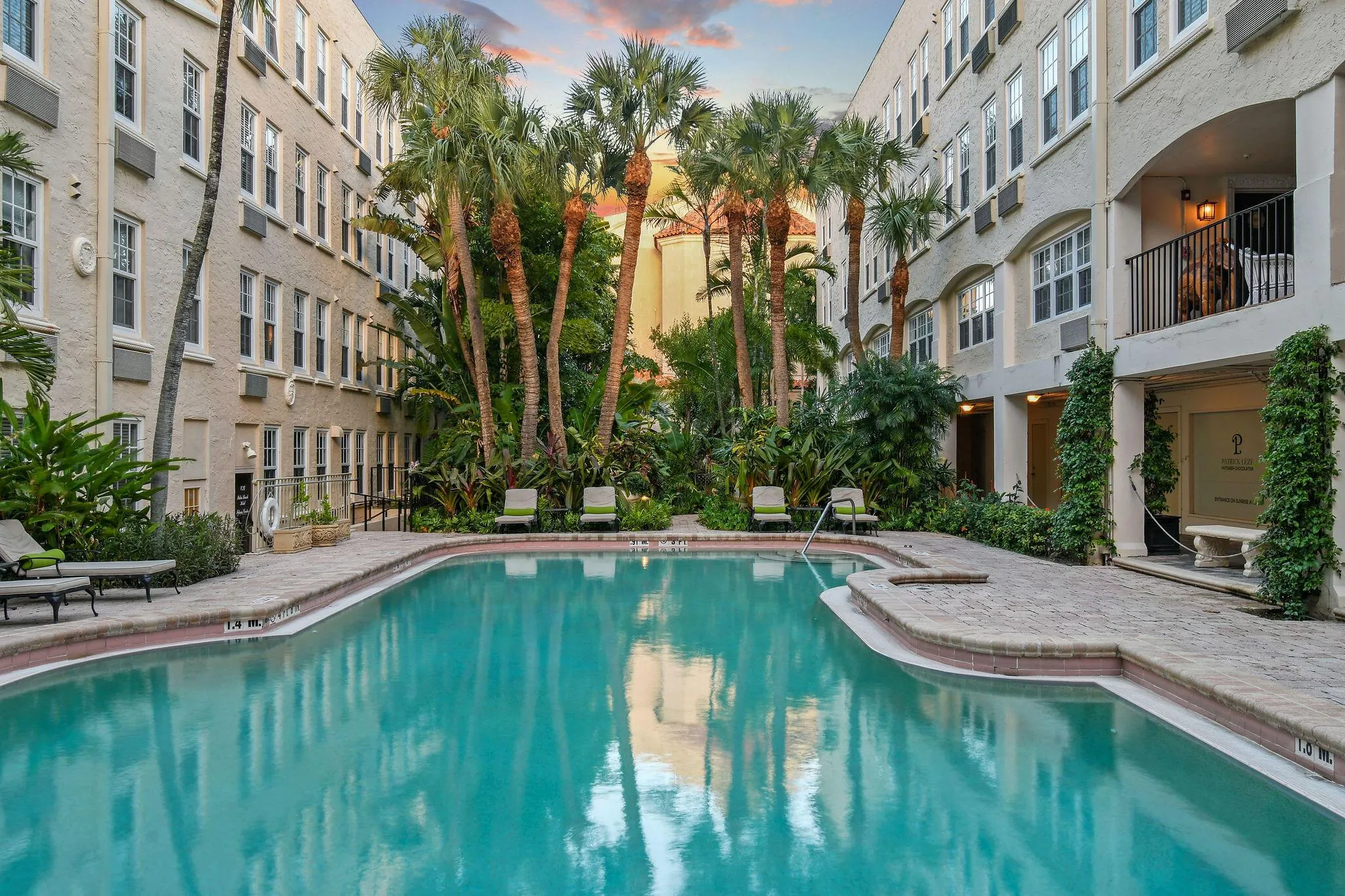 235 Sunrinse Avenue, #3247
