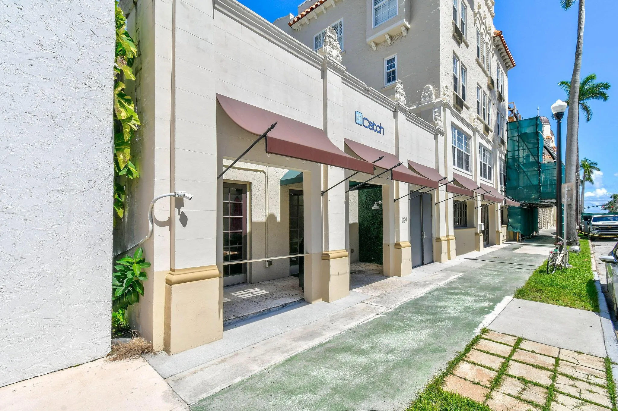 235 Sunrinse Avenue, #3247