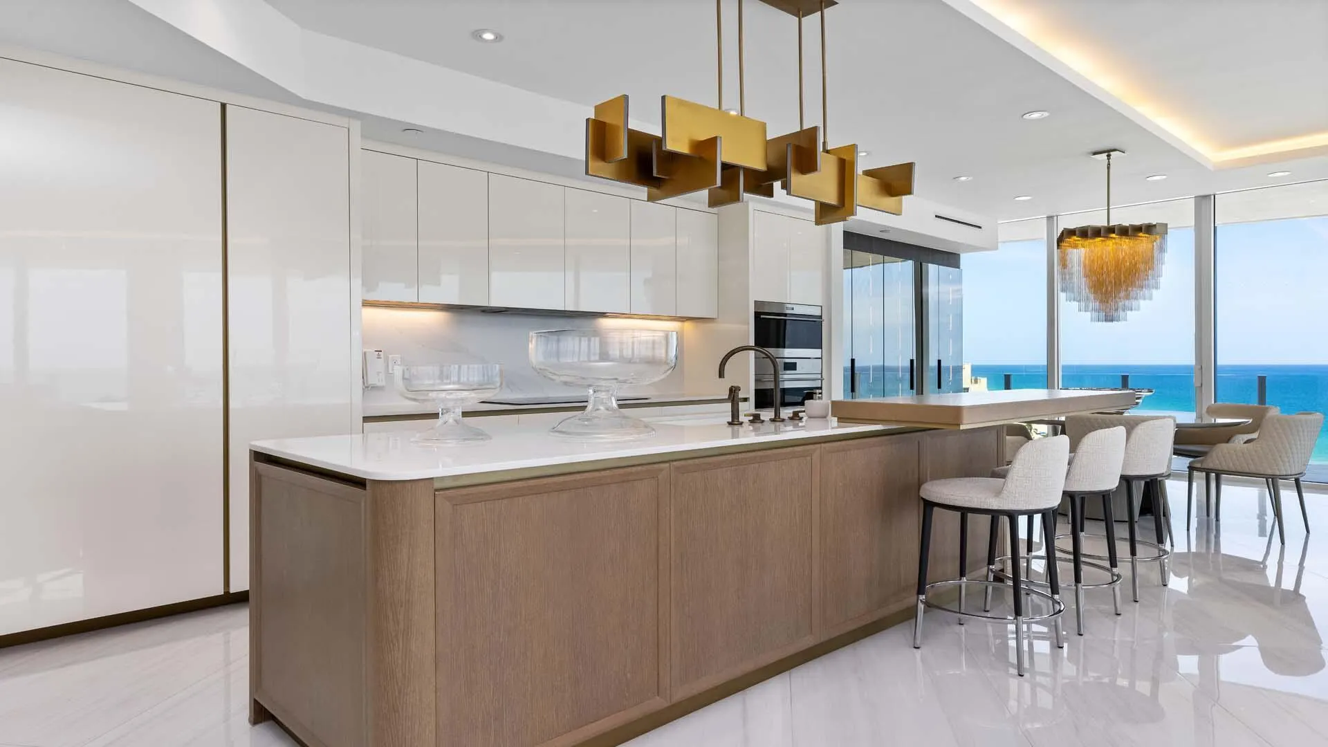 525 N Fort Lauderdale Beach Boulevard, #901