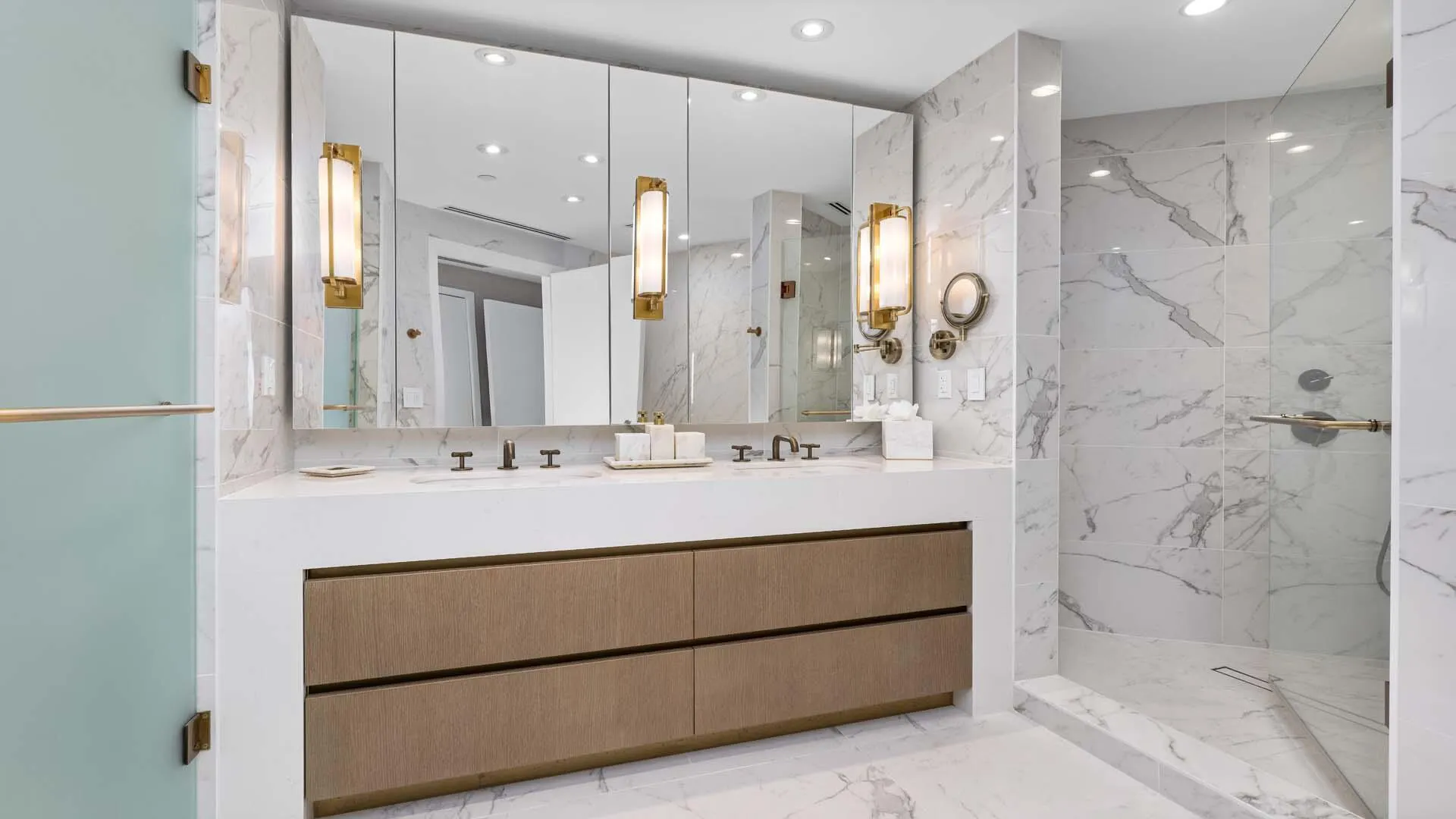 525 N Fort Lauderdale Beach Boulevard, #901