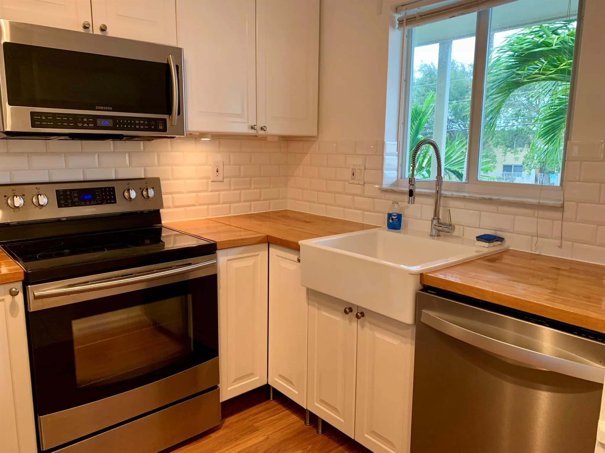 912 Pine Drive, #204