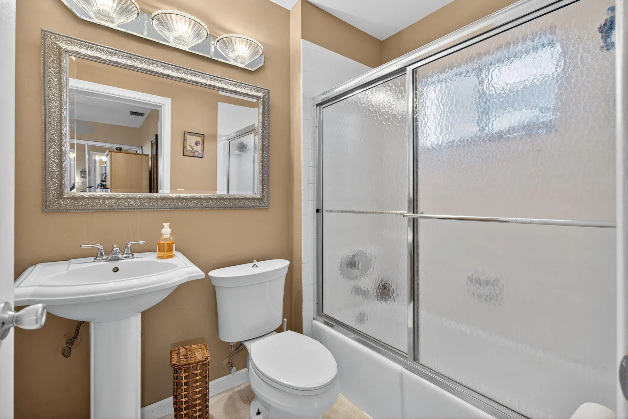 1605 S Us Highway 1, #8e