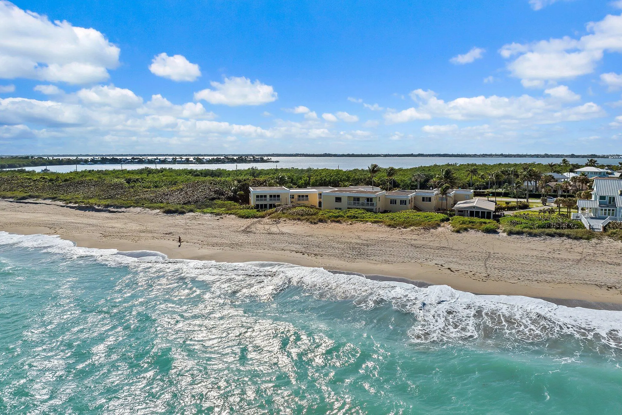 3541 NE Ocean Boulevard, #7