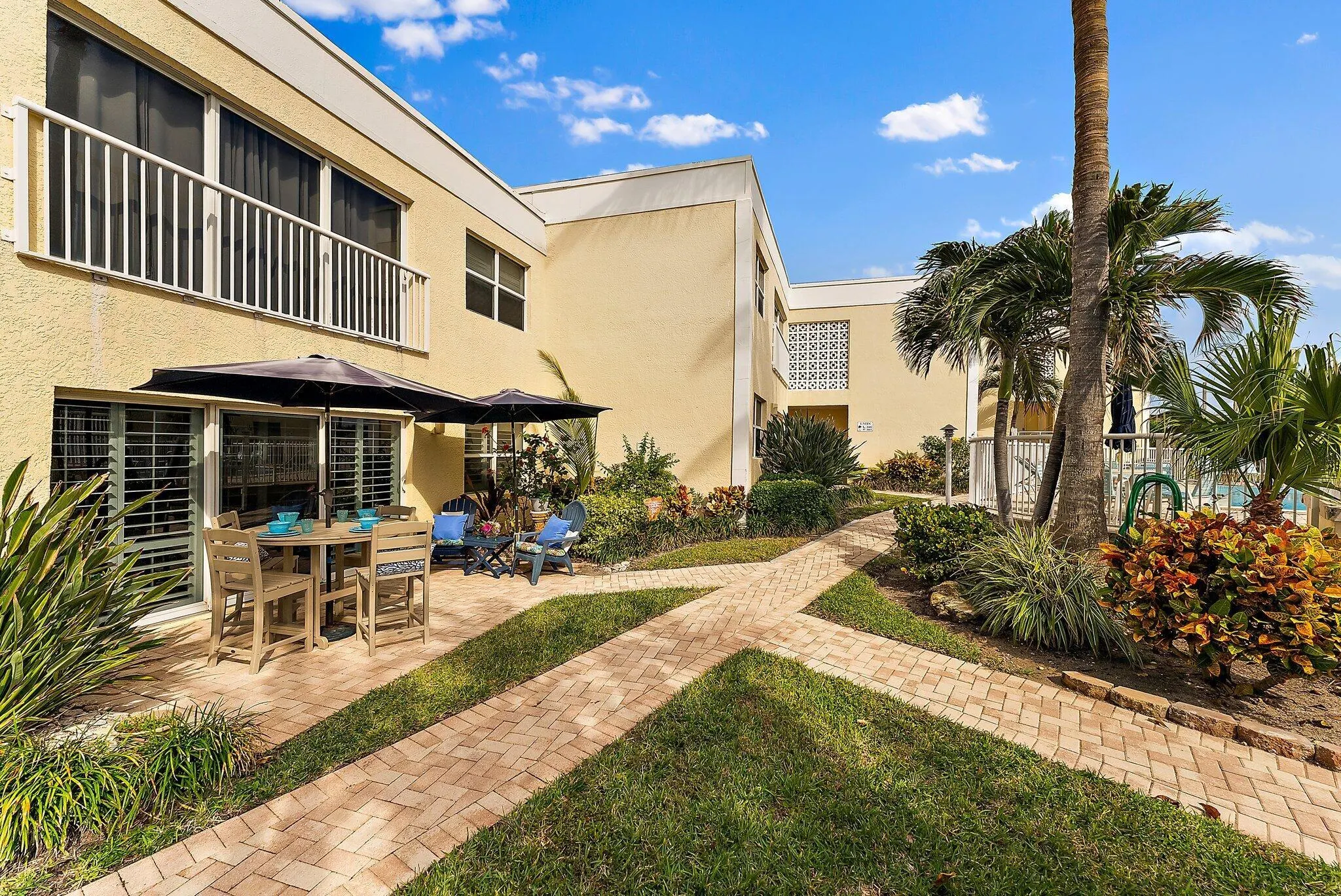 3541 NE Ocean Boulevard, #7