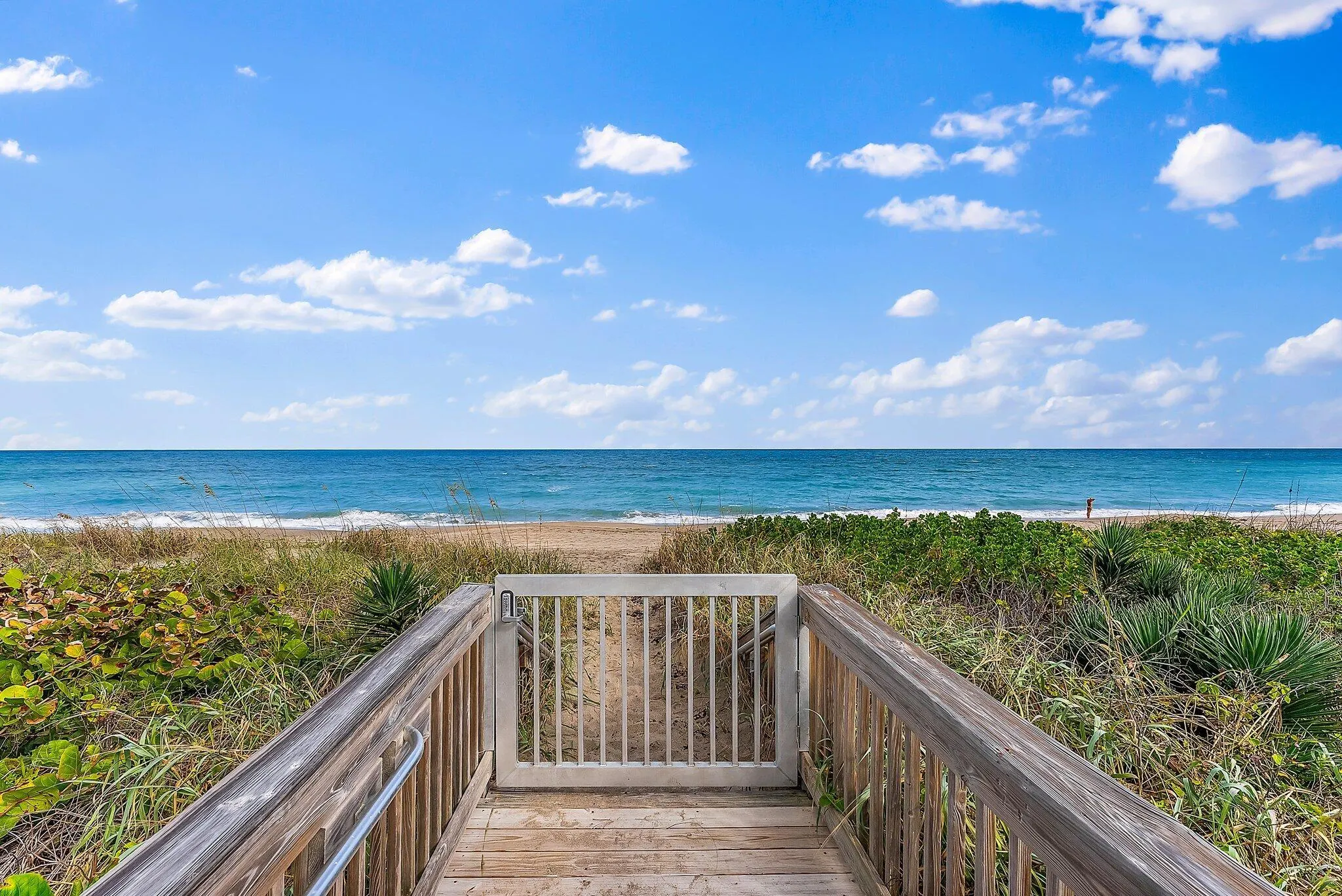 3541 NE Ocean Boulevard, #7