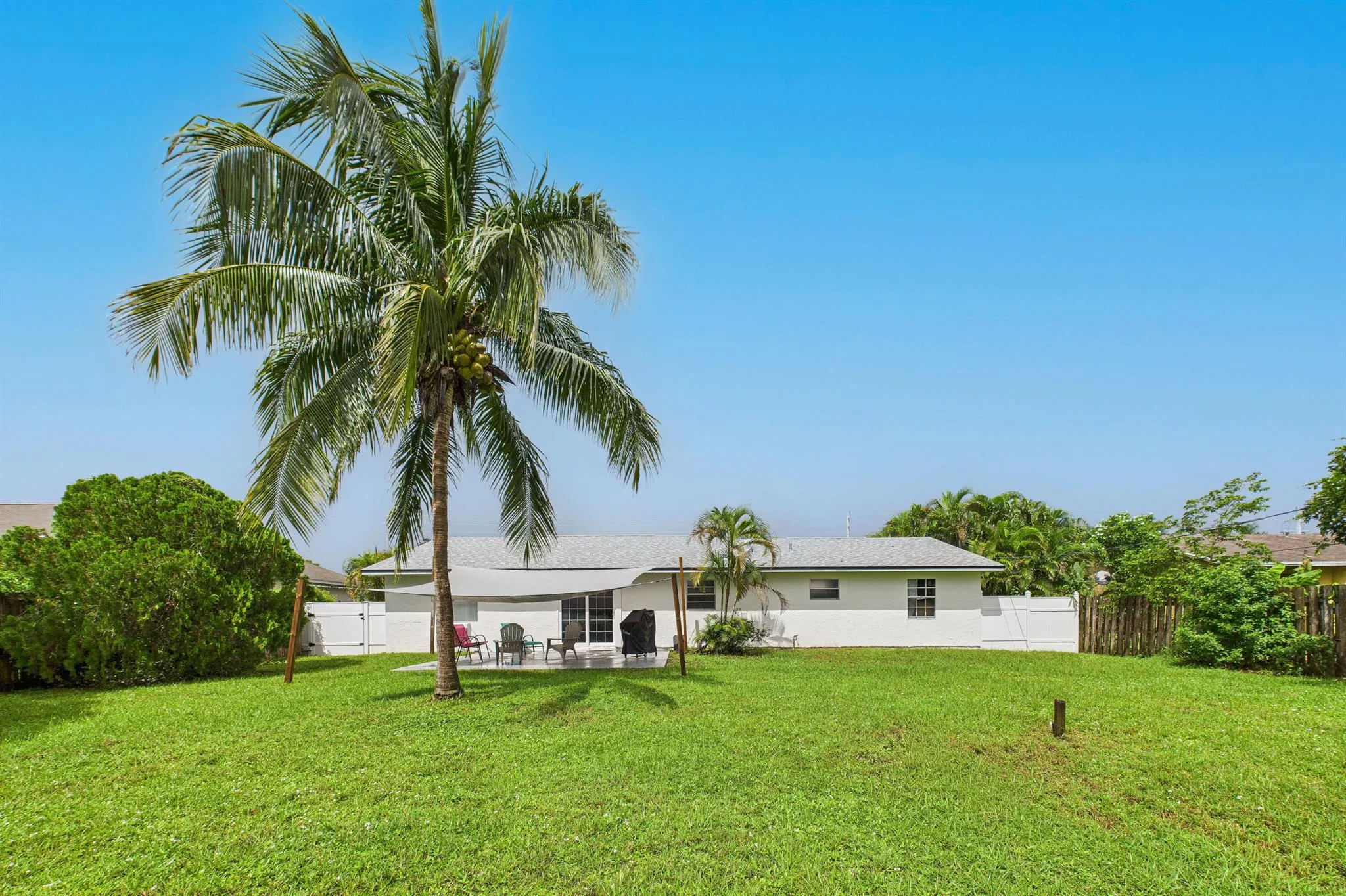 708 NW Floresta Drive