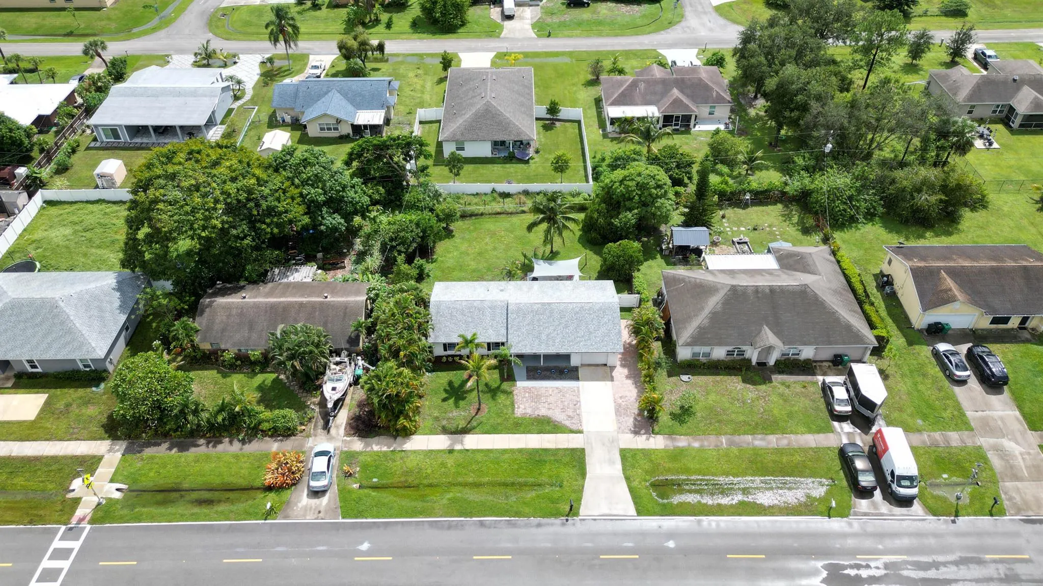 708 NW Floresta Drive