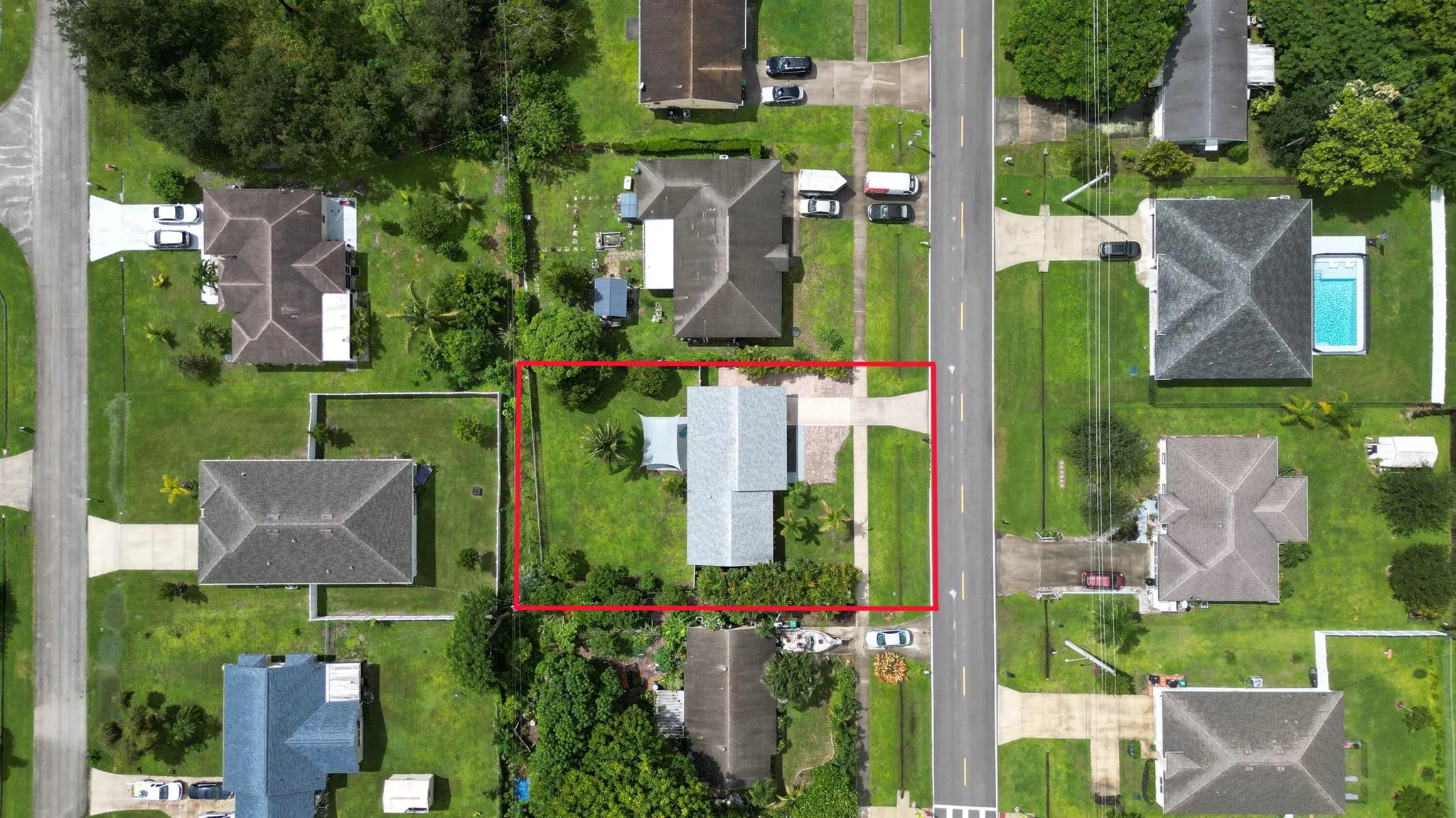 708 NW Floresta Drive