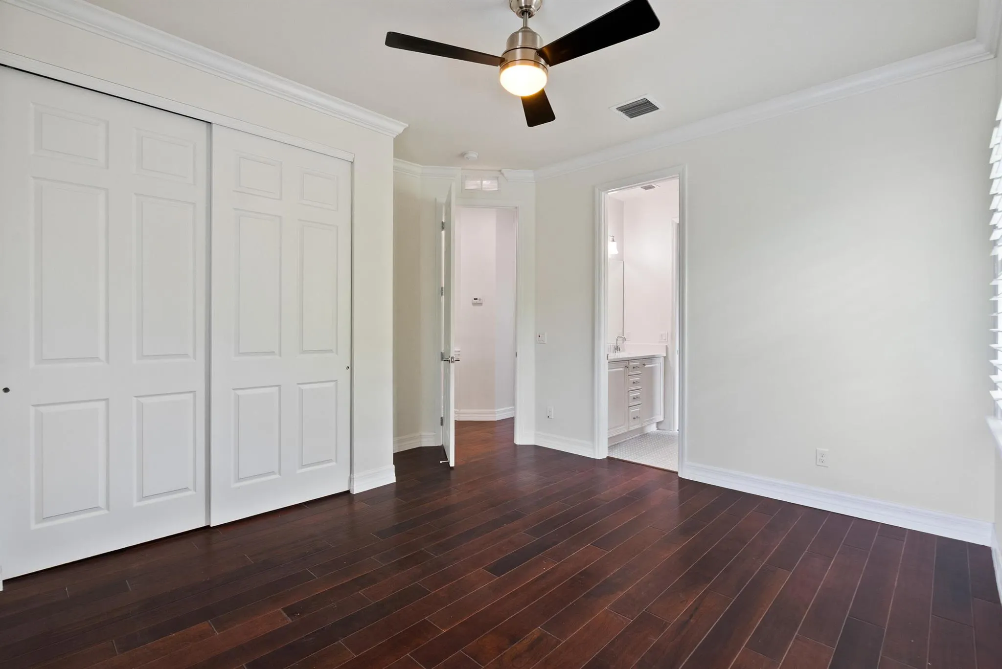 2815 Sunbury Drive