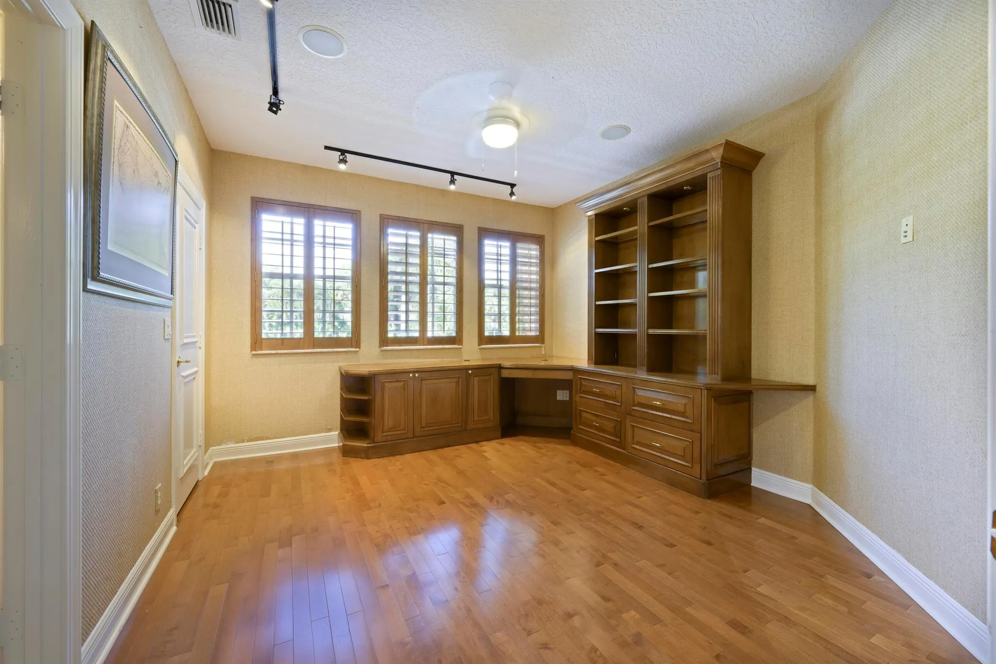 8431 Egret Lakes Lane