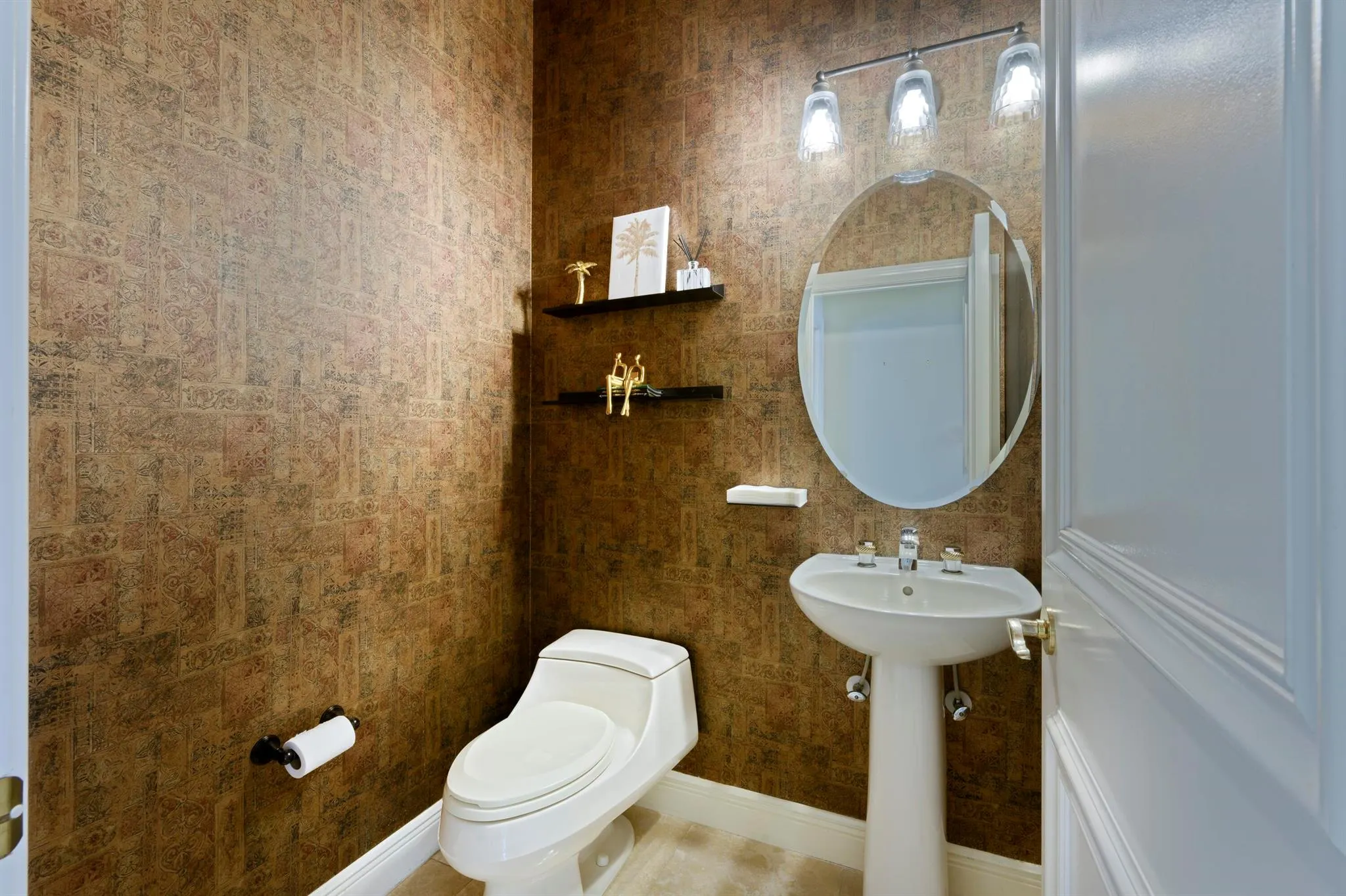 8431 Egret Lakes Lane