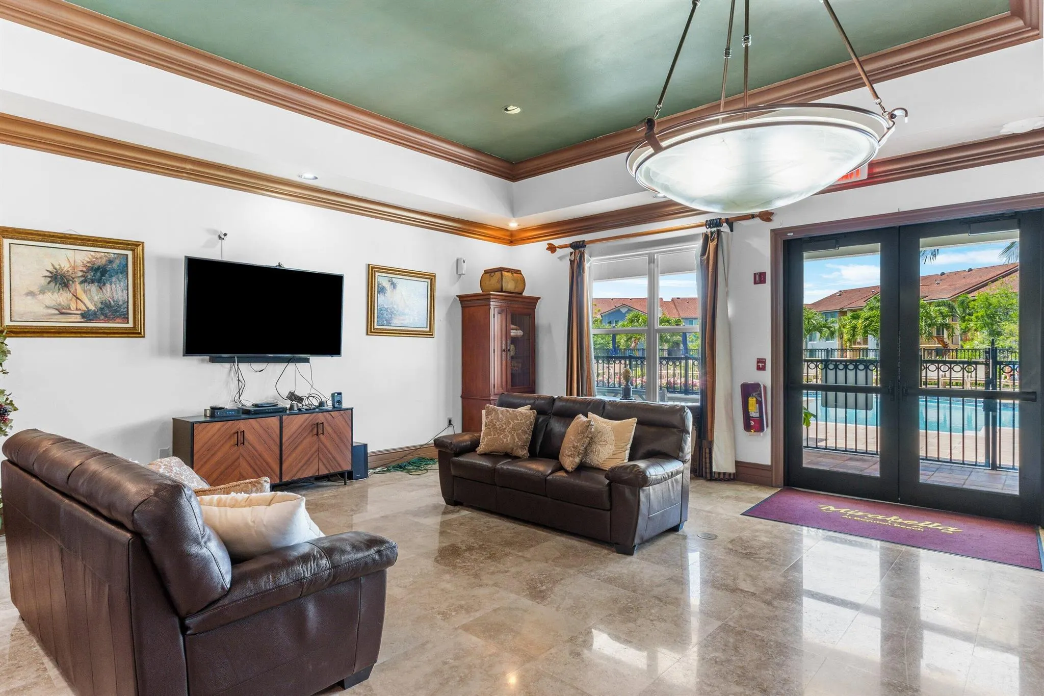 320 Villa Circle