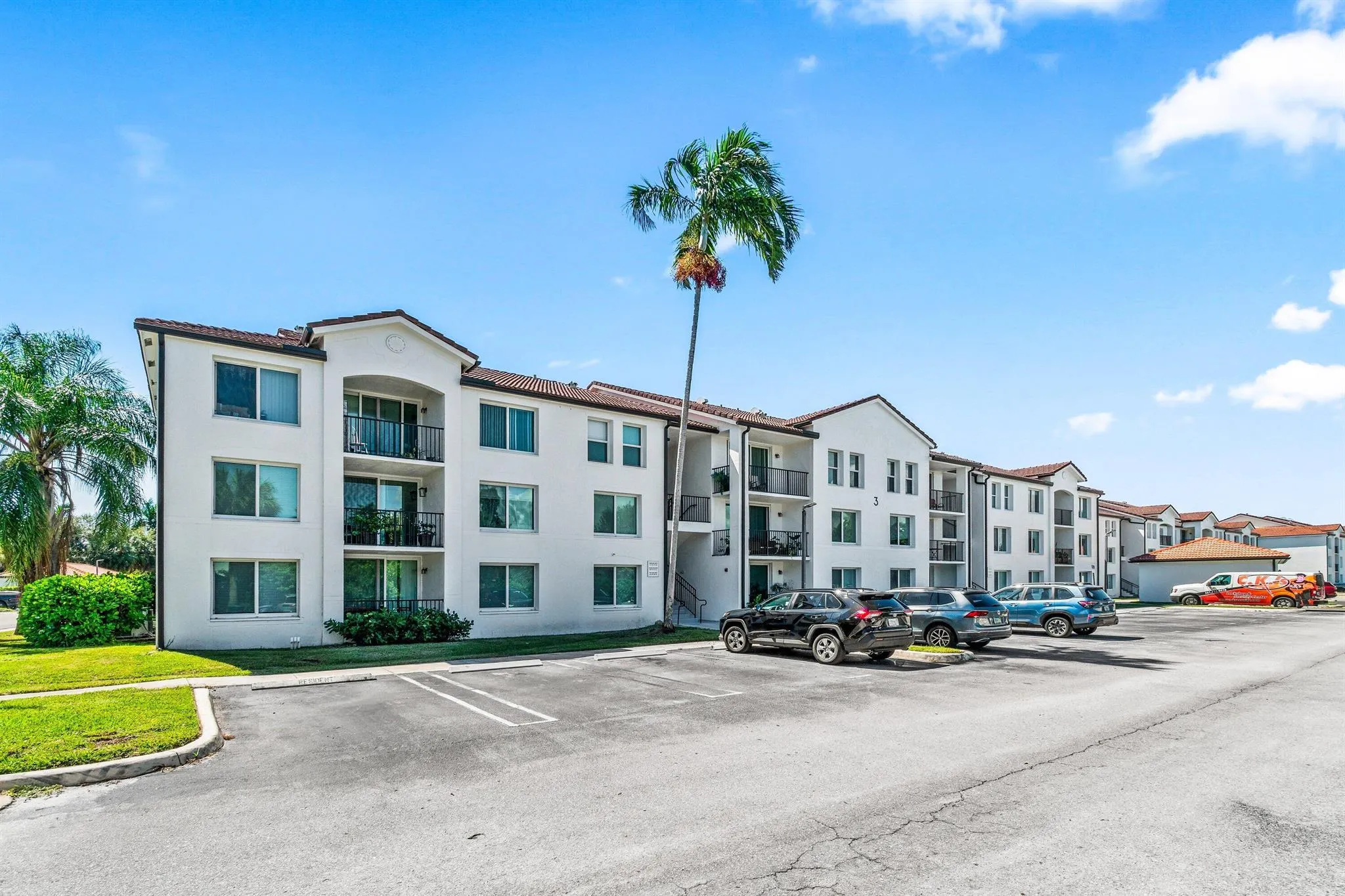 320 Villa Circle