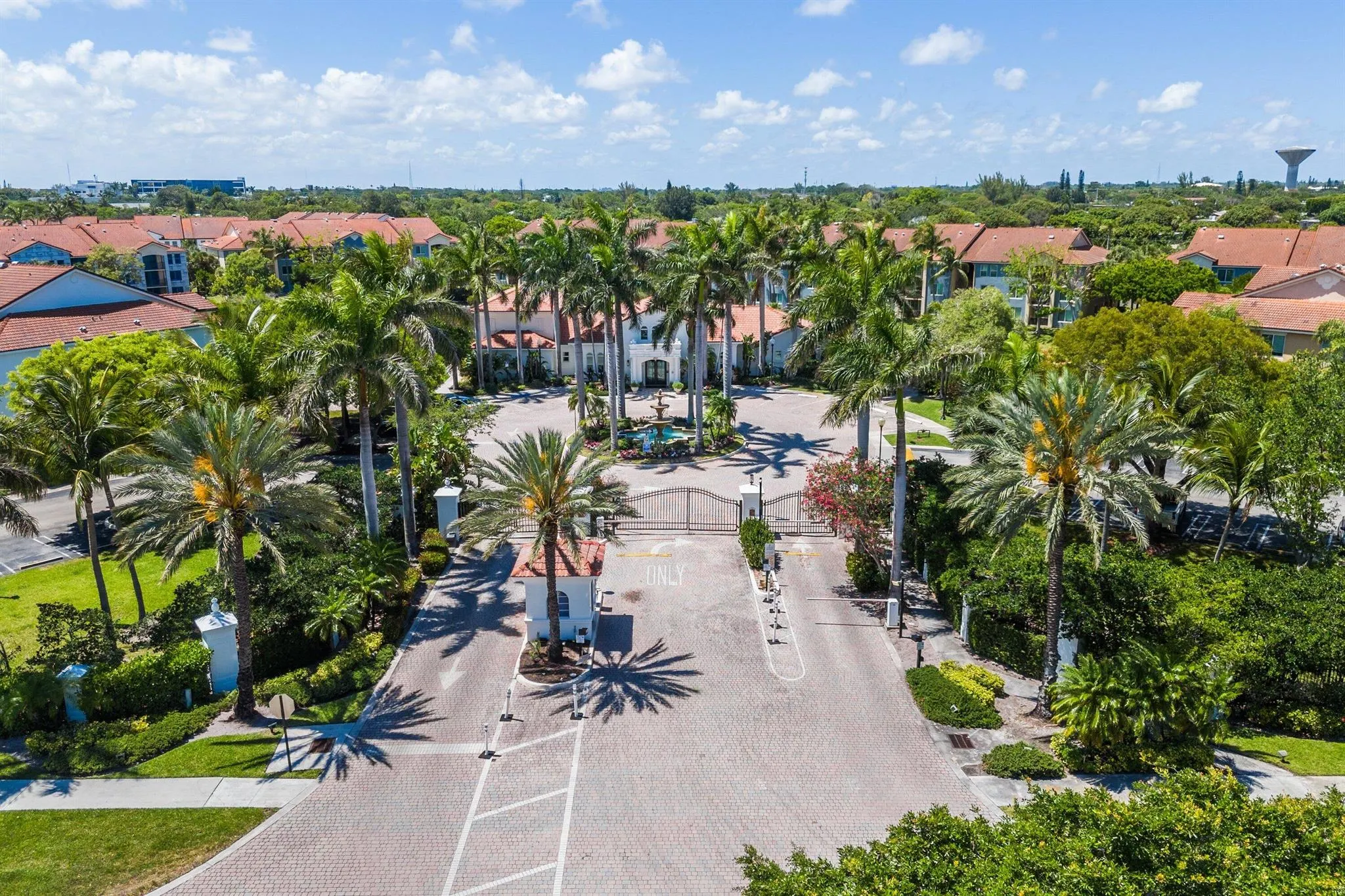 320 Villa Circle