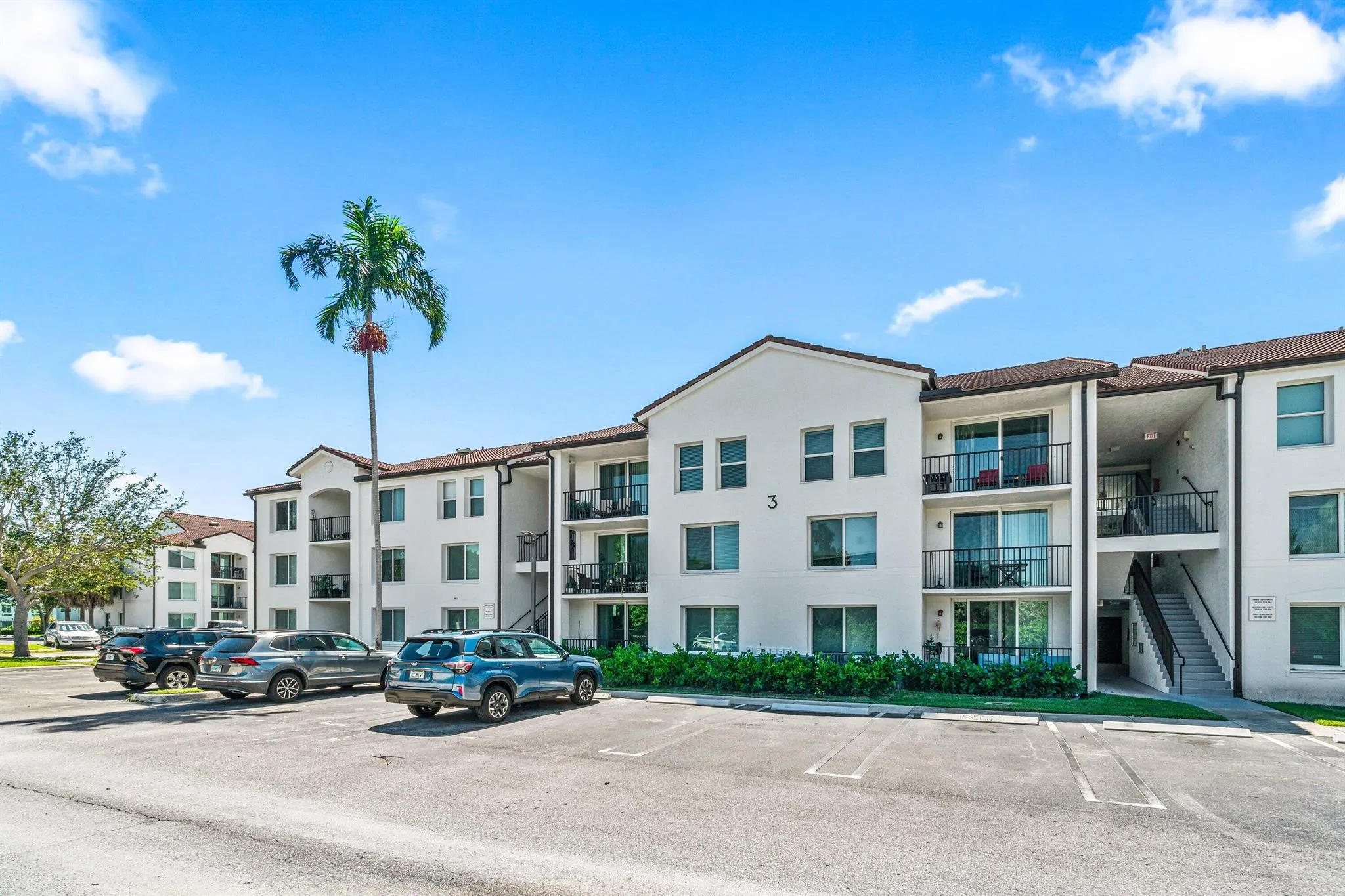 320 Villa Circle