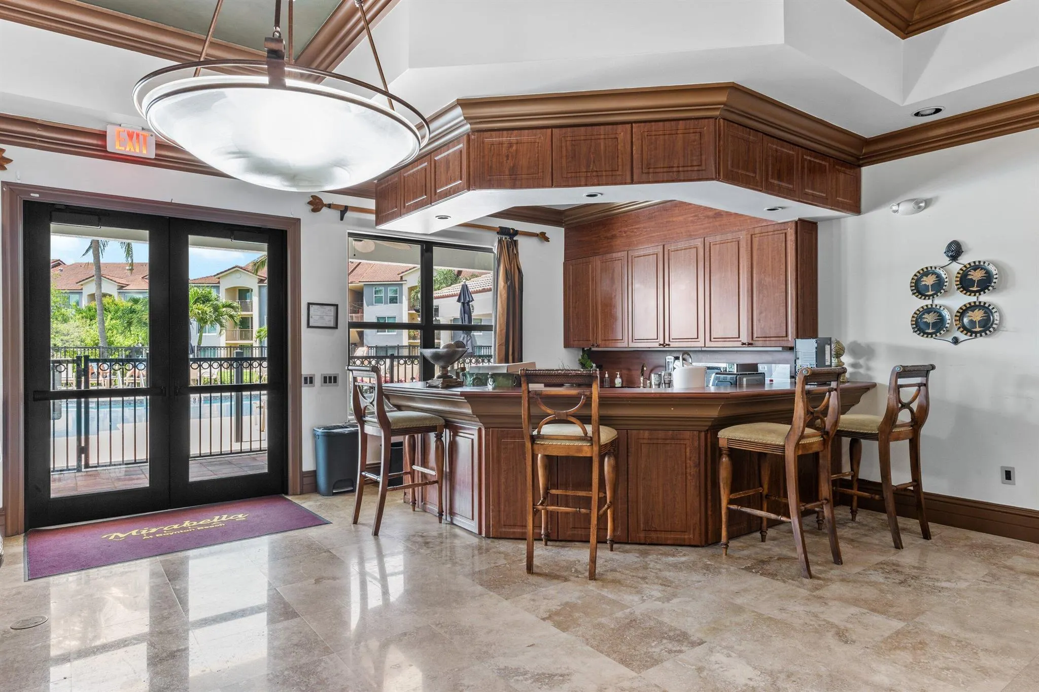 320 Villa Circle