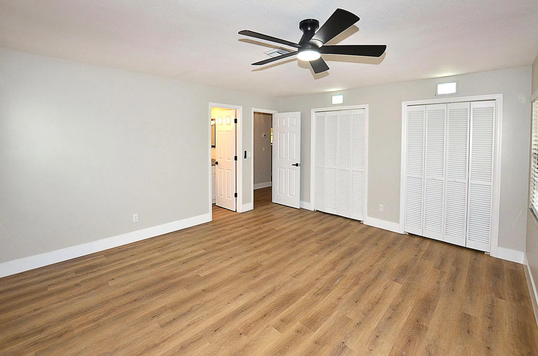 3145 1st Lane