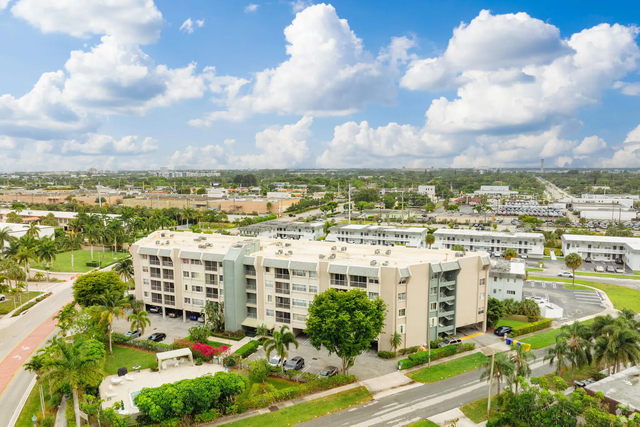 505 Spencer Drive, #406