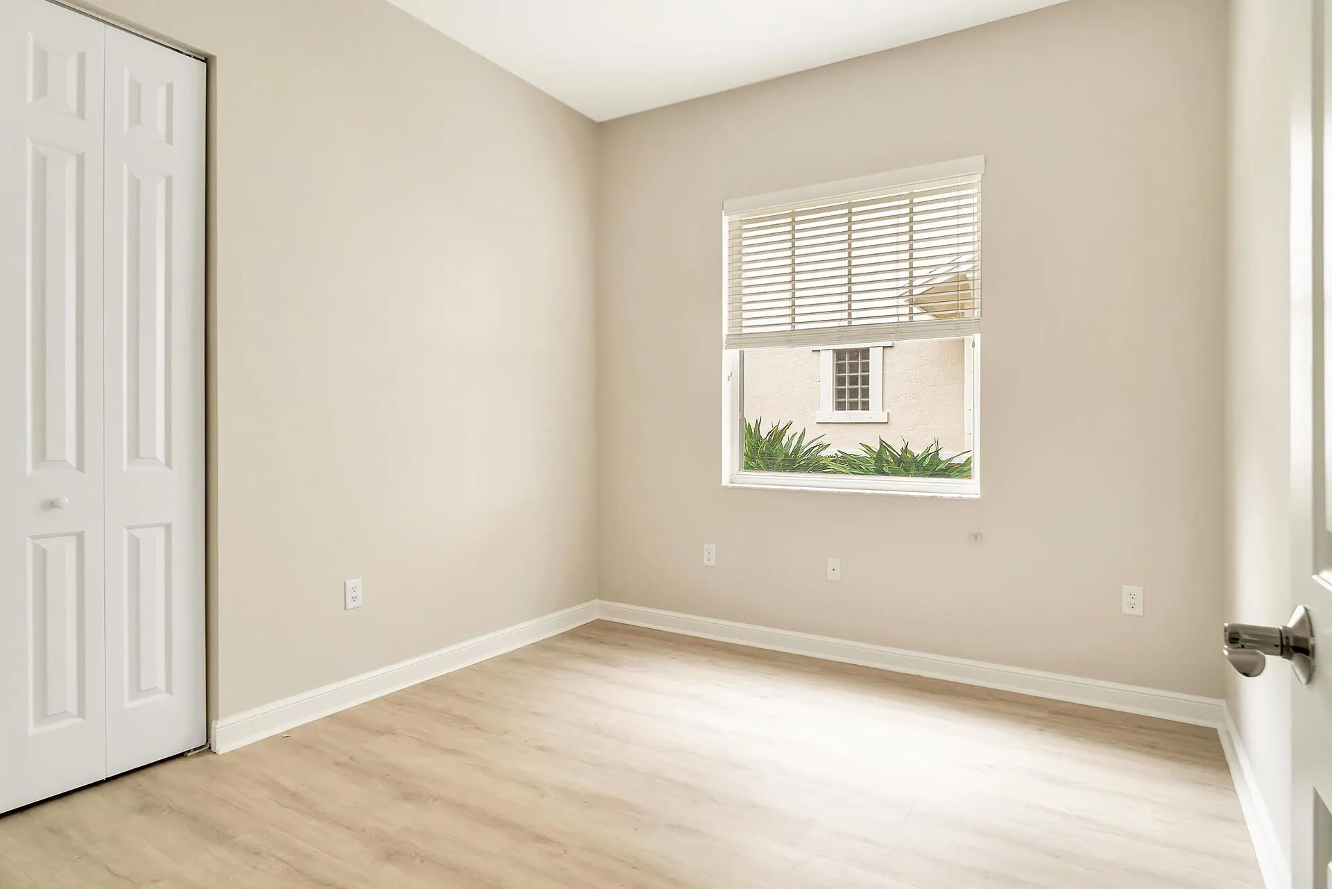 881 Marina Del Ray Lane, #1