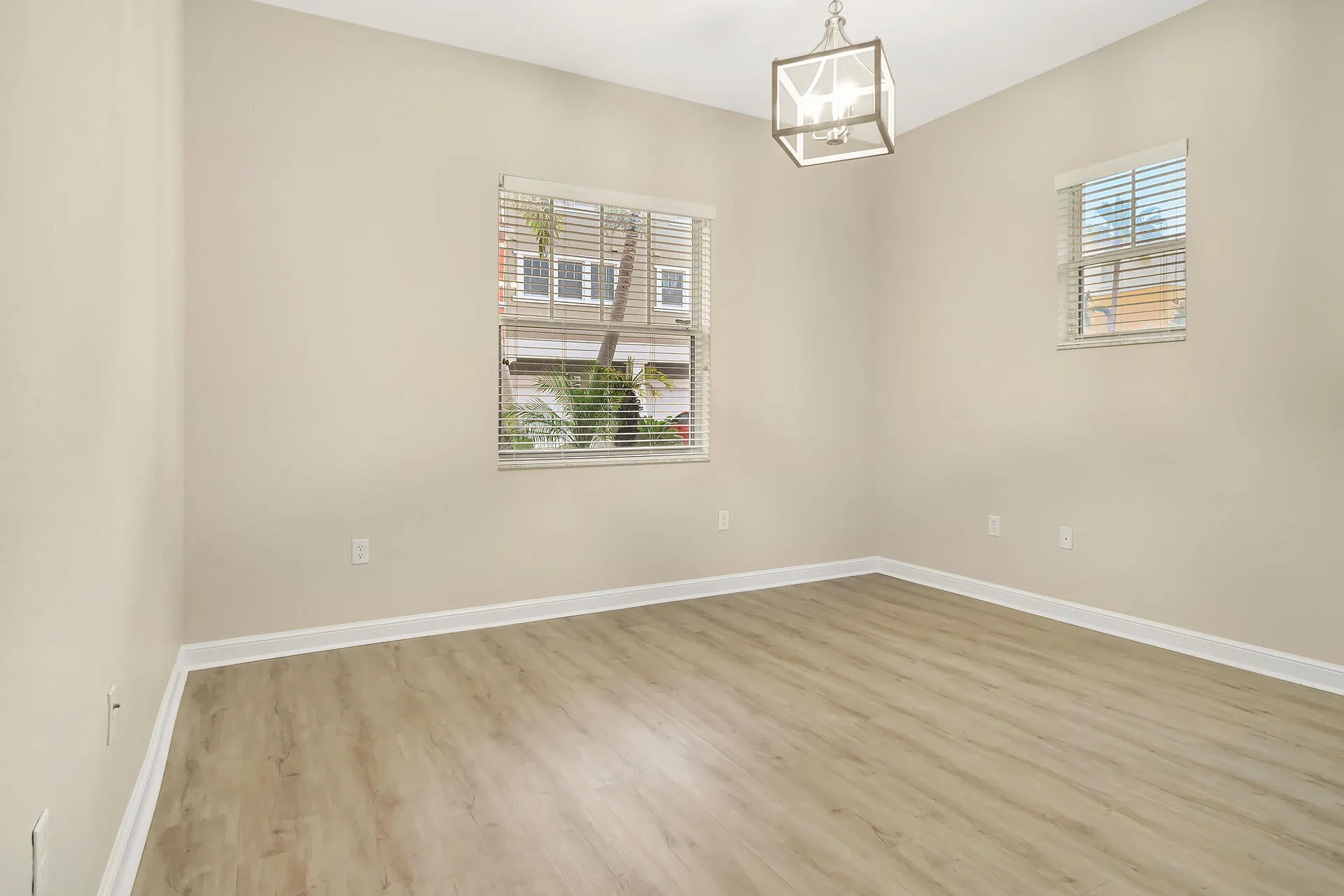 881 Marina Del Ray Lane, #1