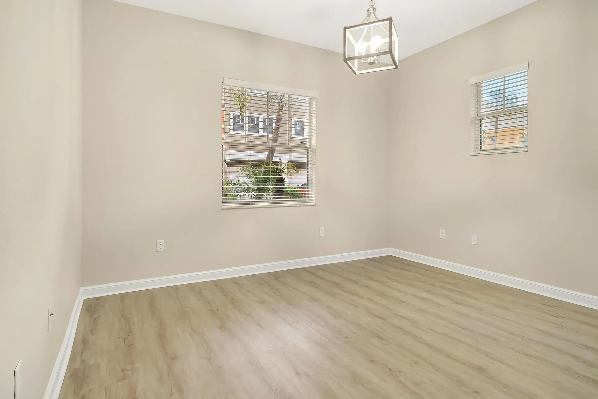 881 Marina Del Ray Lane, #1