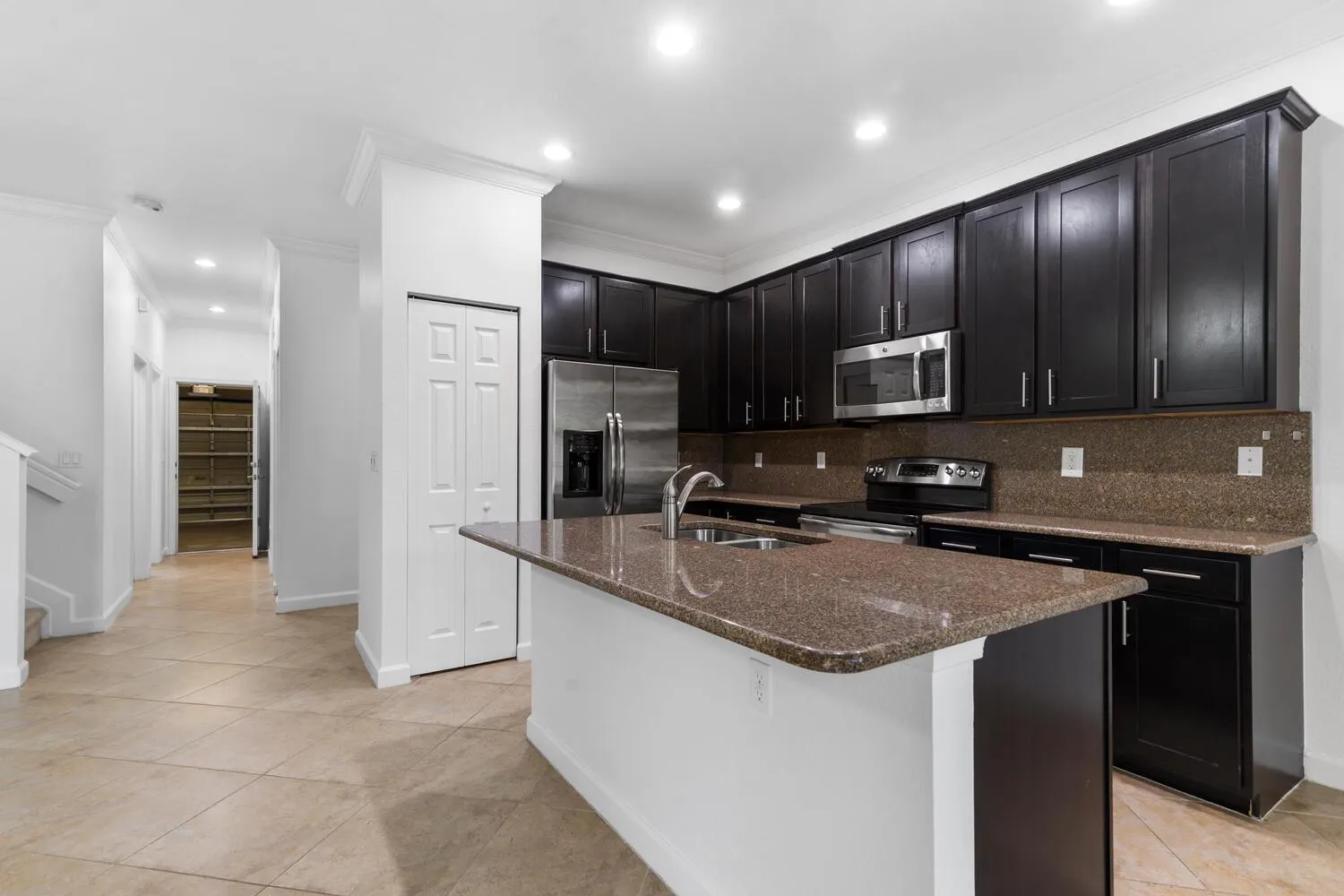 10384 Wellington Parc Drive