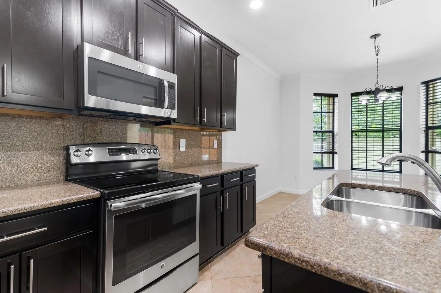 10384 Wellington Parc Drive