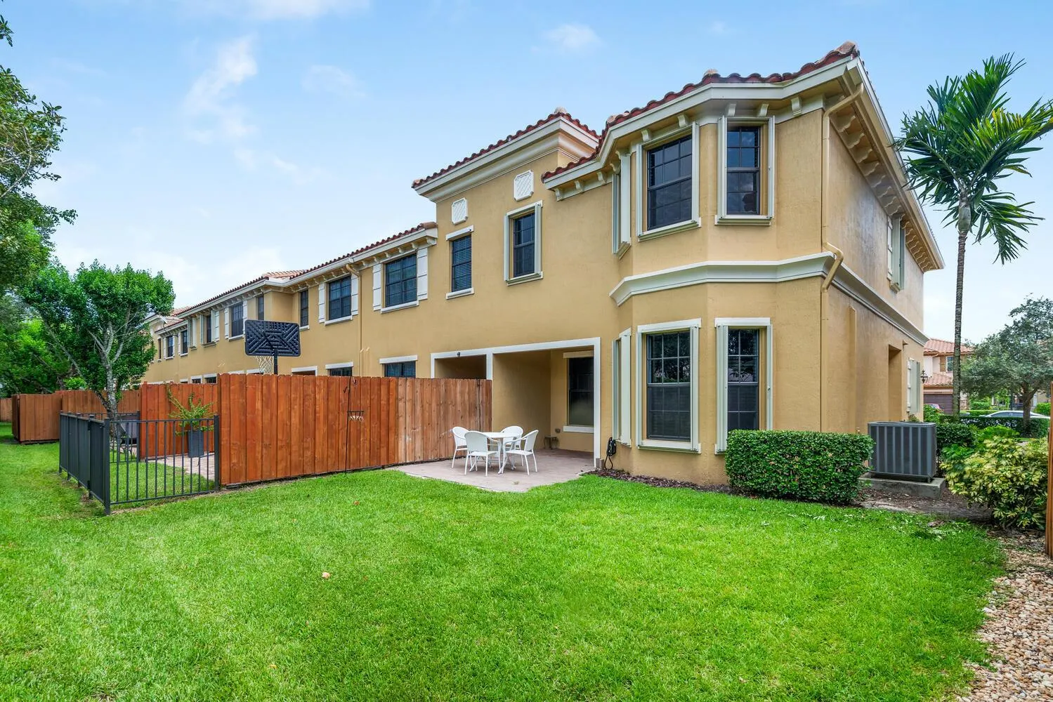 10384 Wellington Parc Drive
