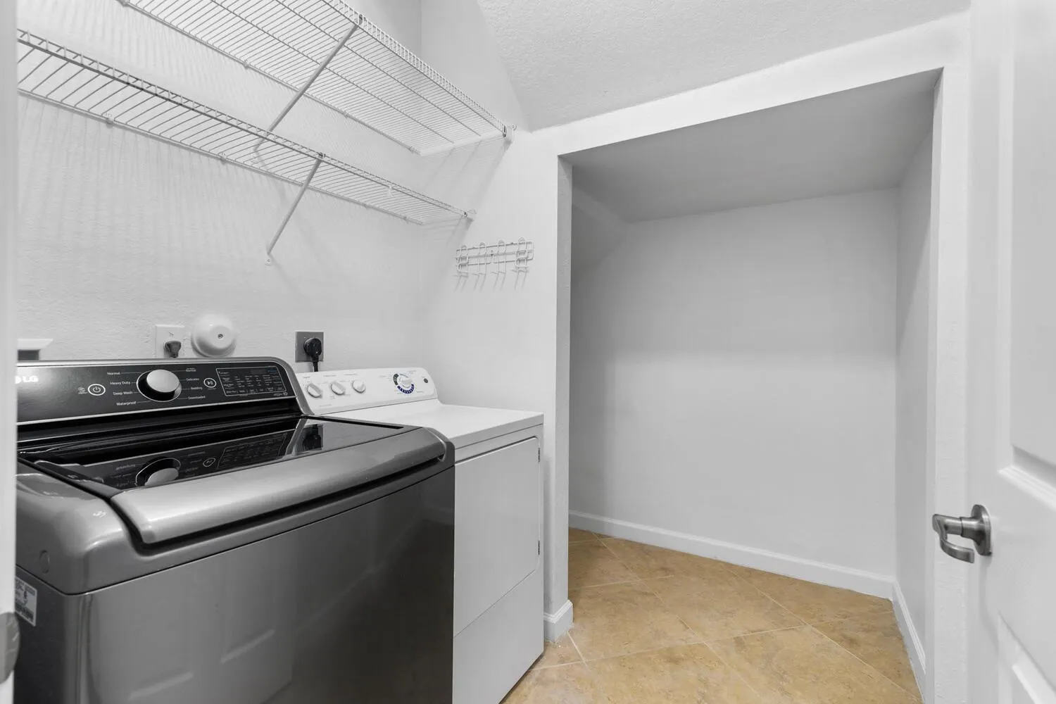 10384 Wellington Parc Drive