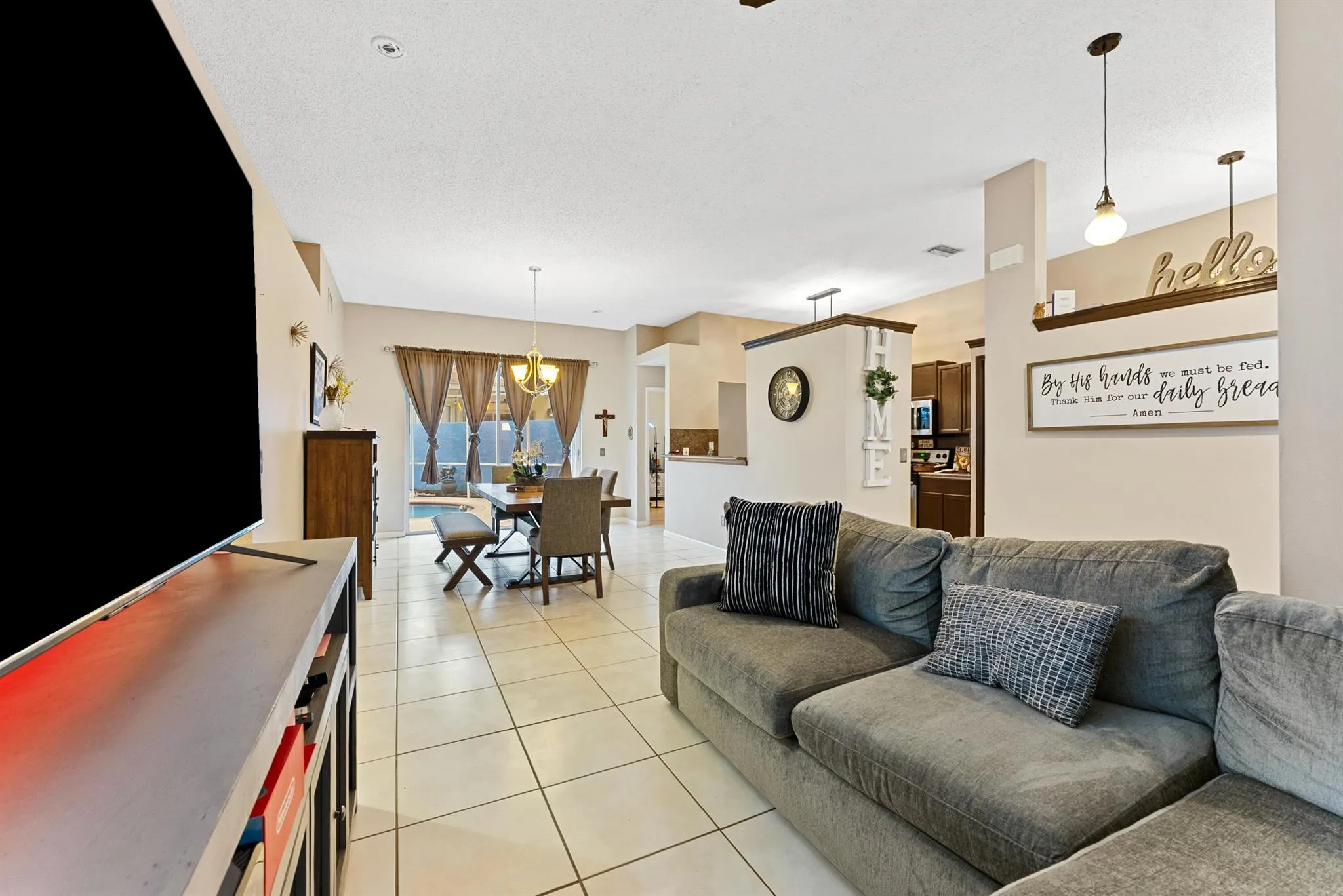 1134 Aviary Road