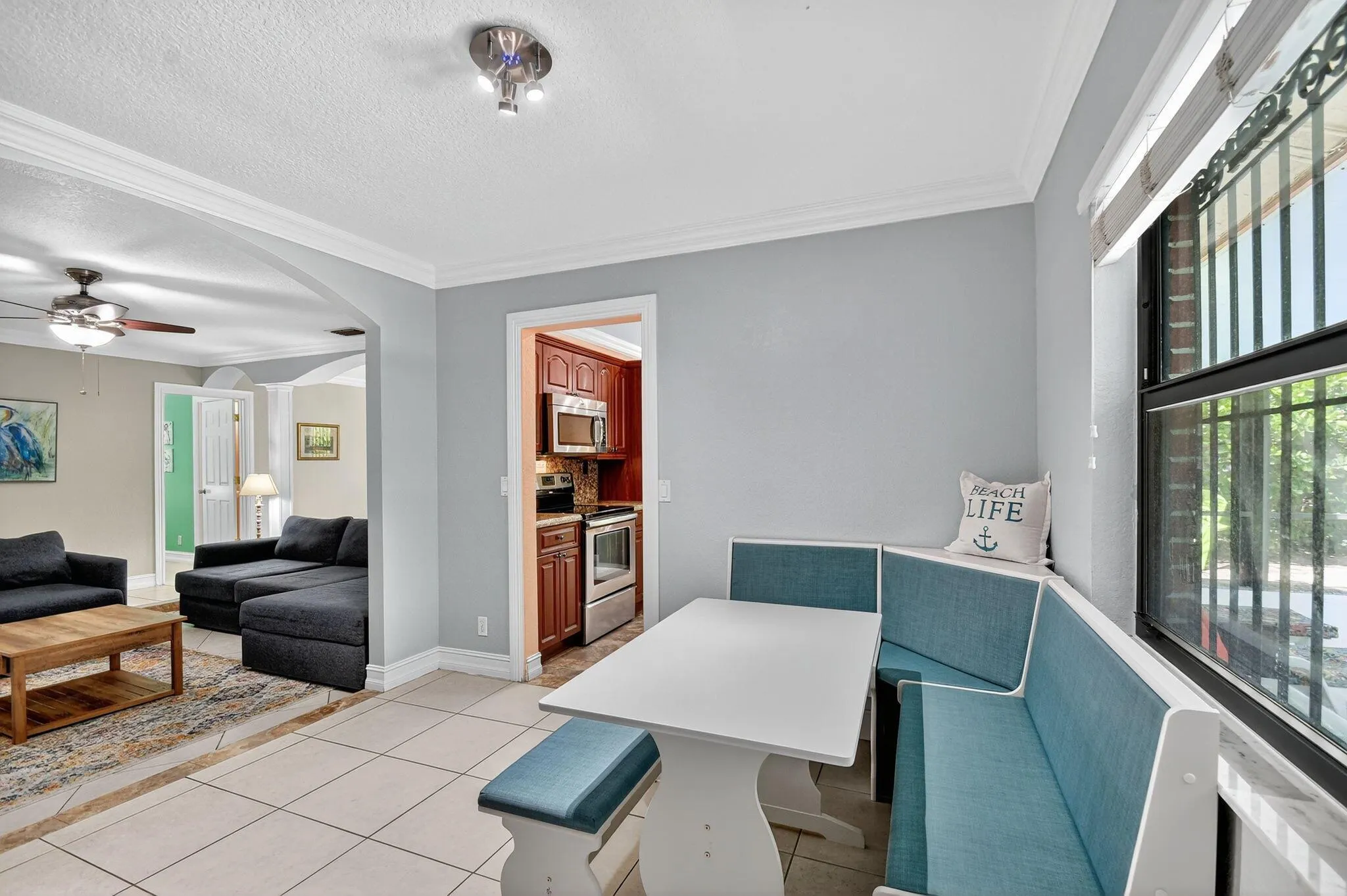 1035 Soelca Drive
