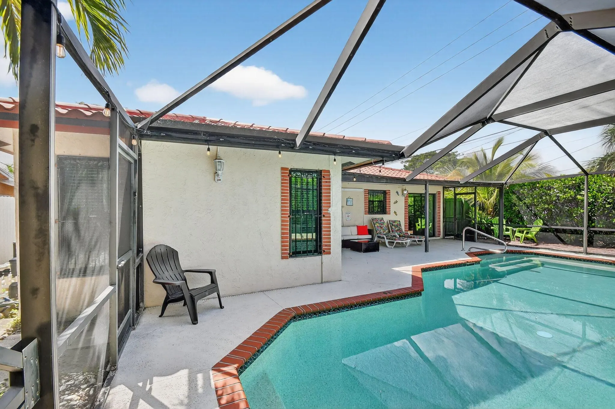 1035 Soelca Drive